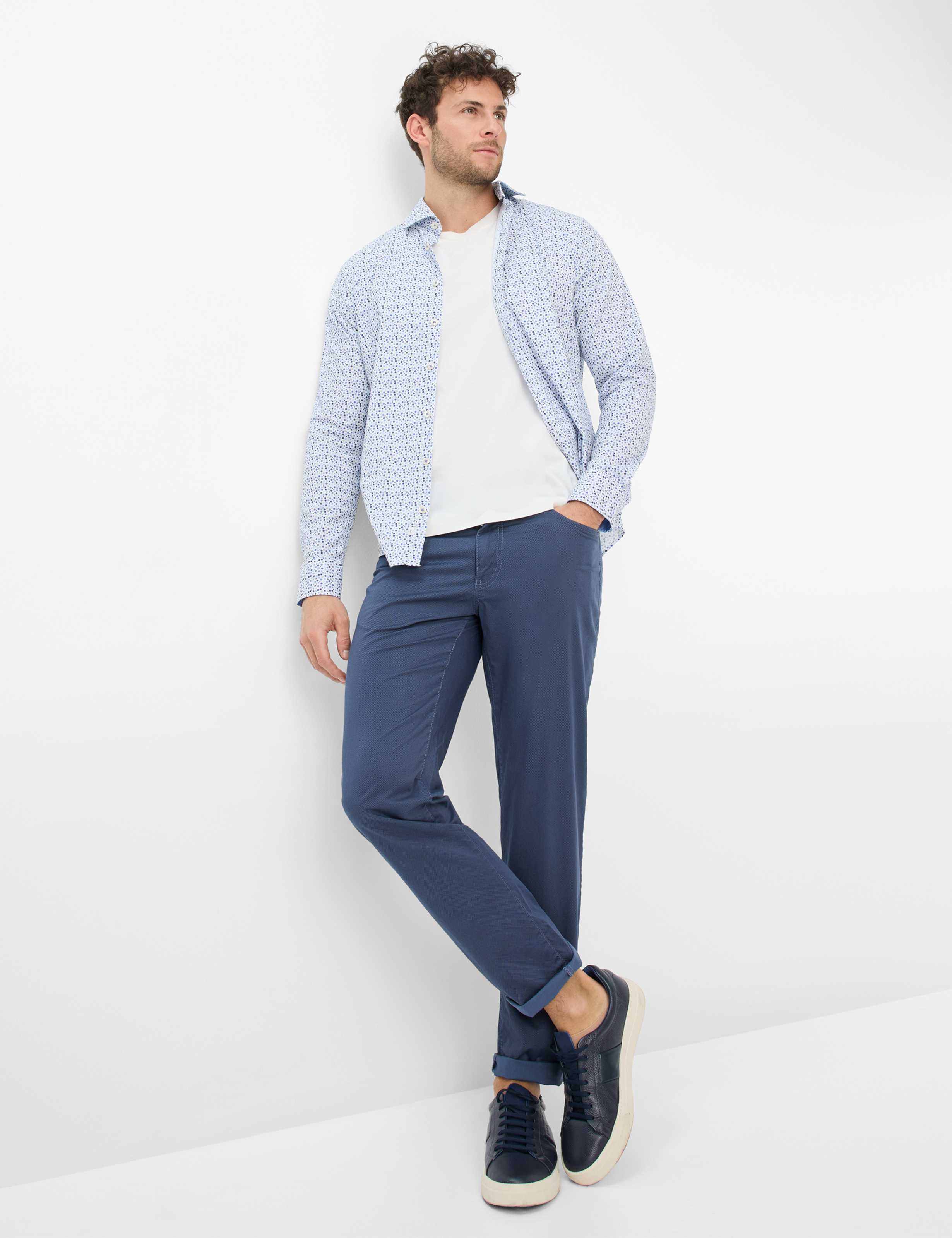 Men Style CADIZ Dark Blue Straight Fit Model Outfit