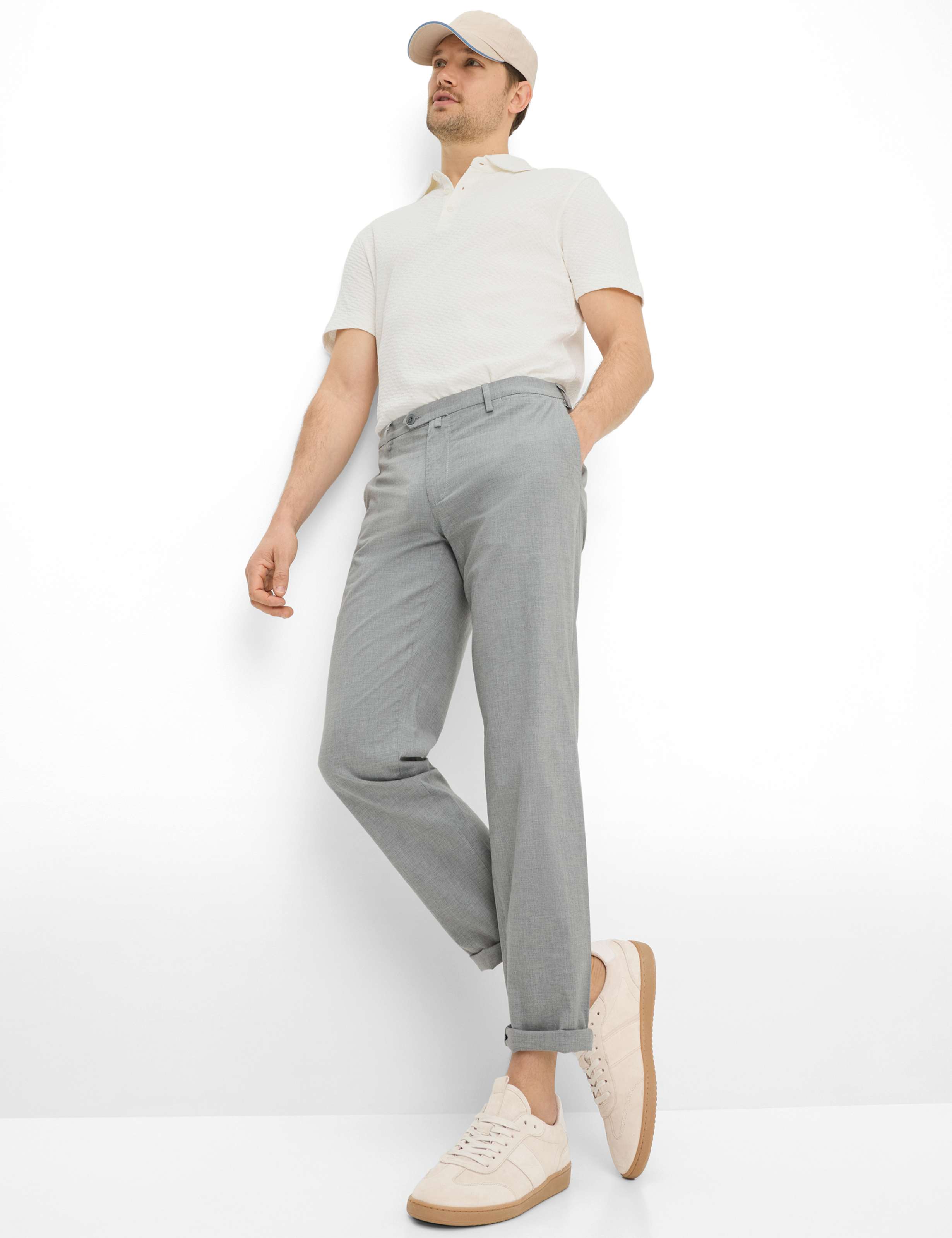 Herre Style SILVIO Lysgrå Slim Fit Model Outfit