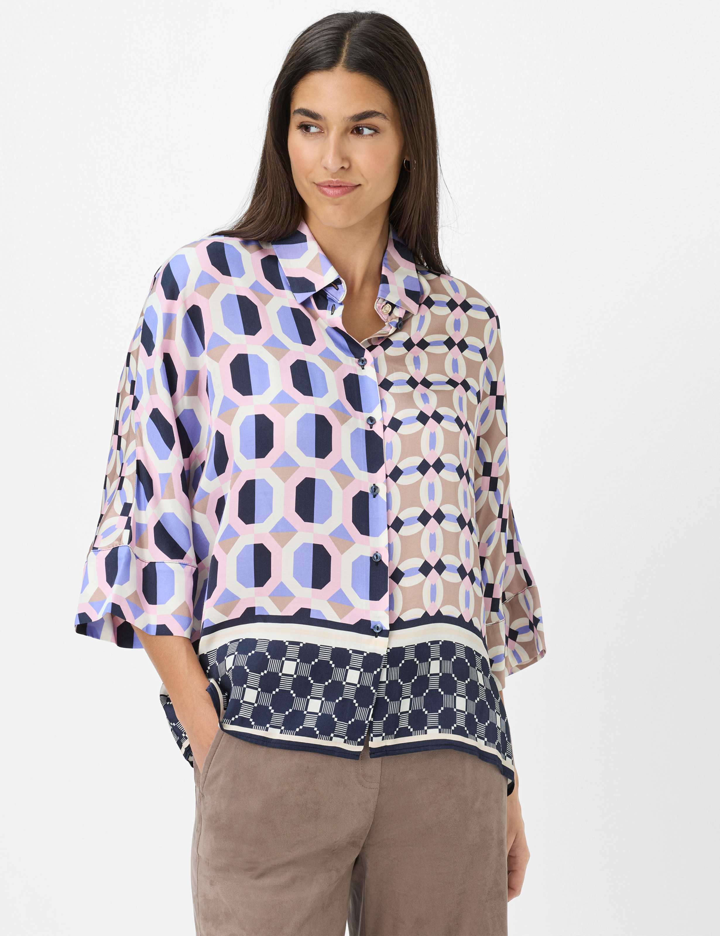 Blautöne, Damen, Style VIV PATCH, MODEL_FRONT_ISHOP