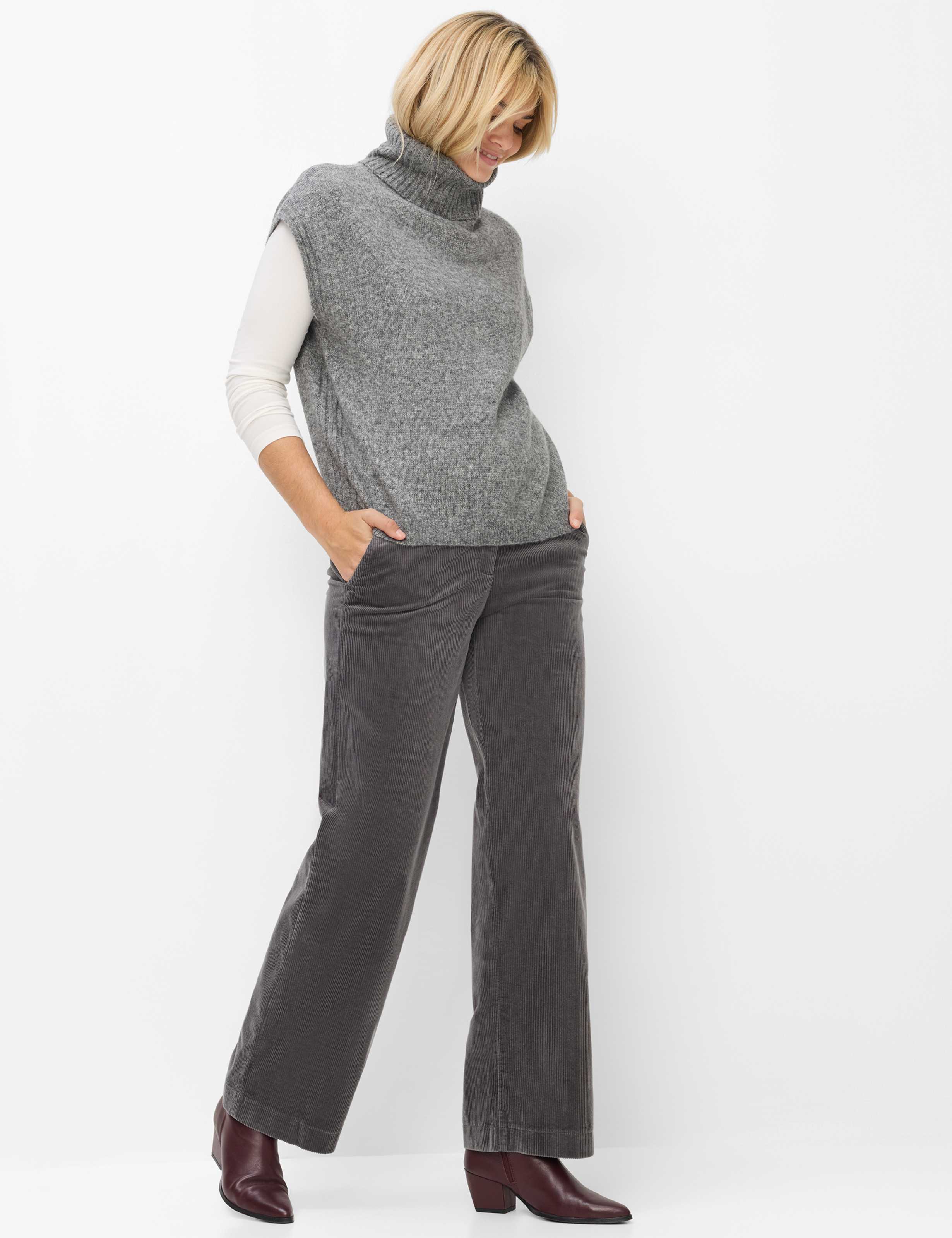 Femme Style EMILIA Gris Moyen  Tenue du mannequin