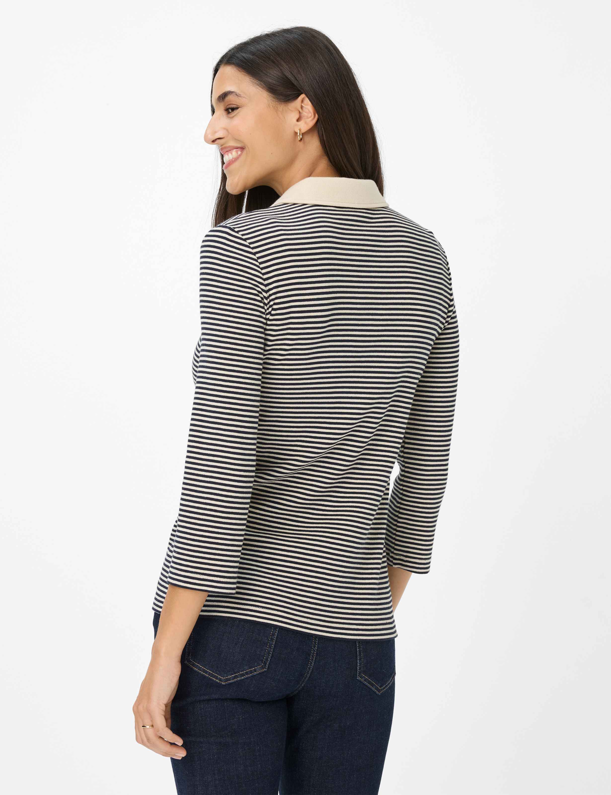 Damen Style CLEO M Dunkelblau Feminine Fit Model Rueck