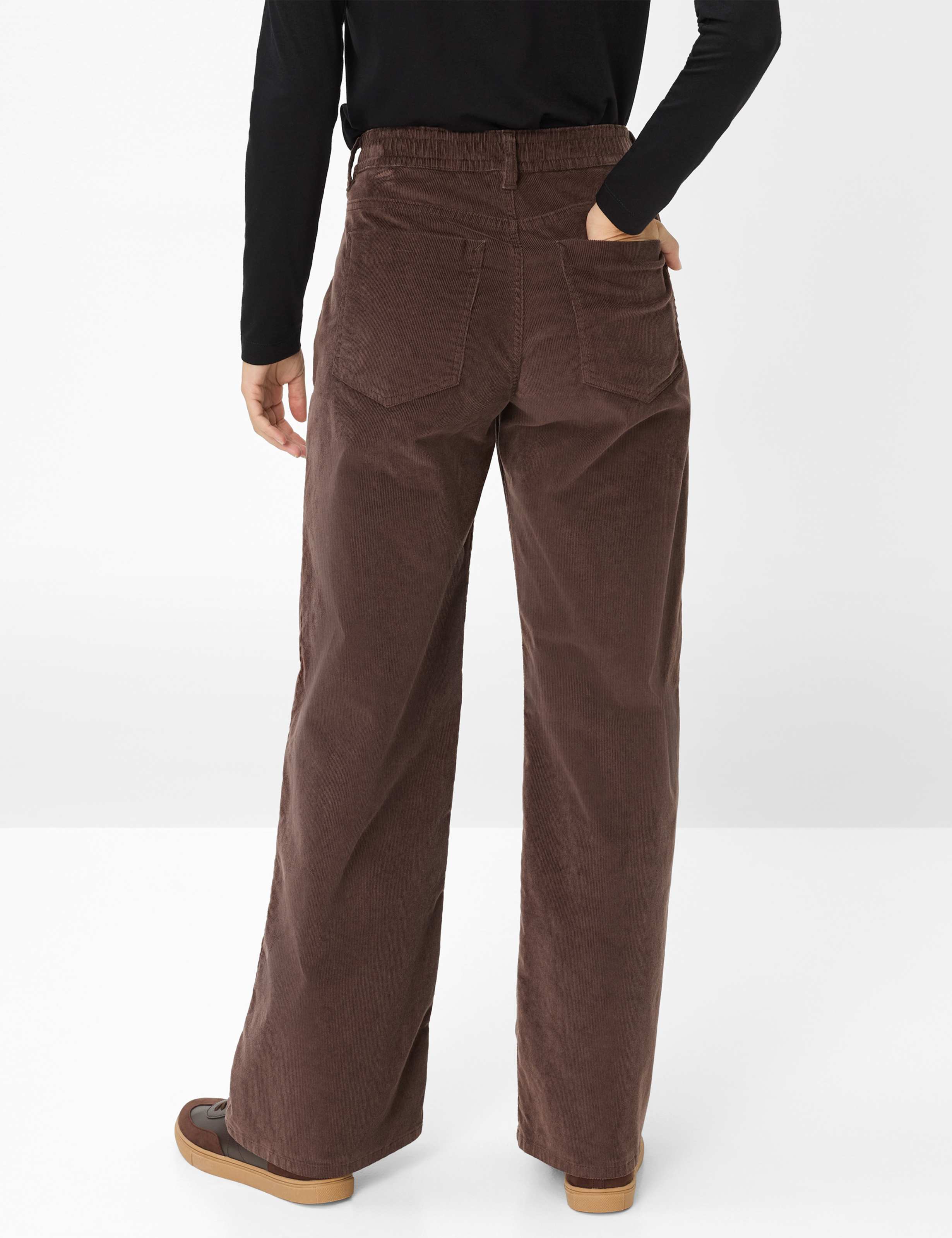 Dames Style MORGAN Donkerbruin Wide Leg Model achterkant