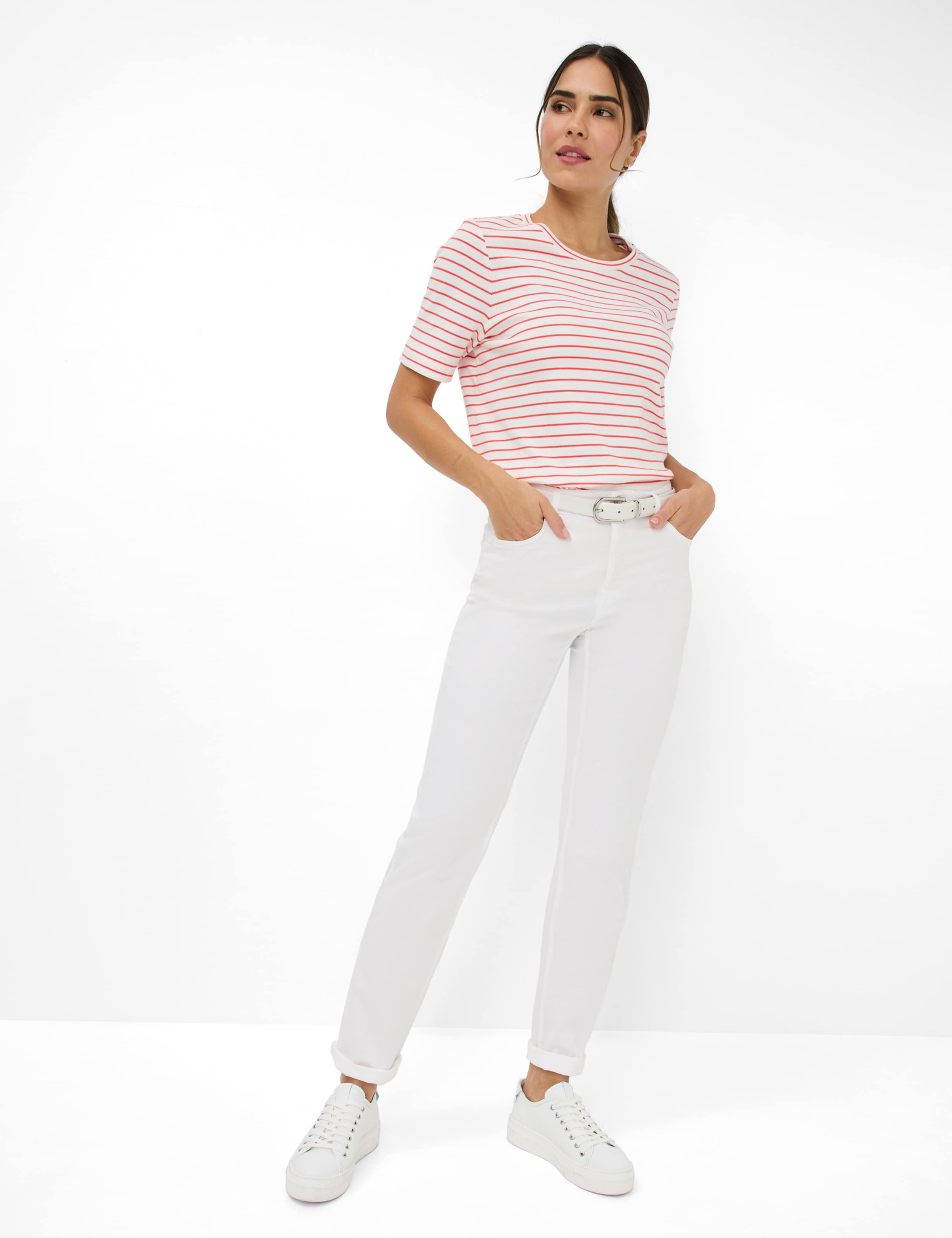 Dame Style MARY Hvid Regular Fit Model Outfit