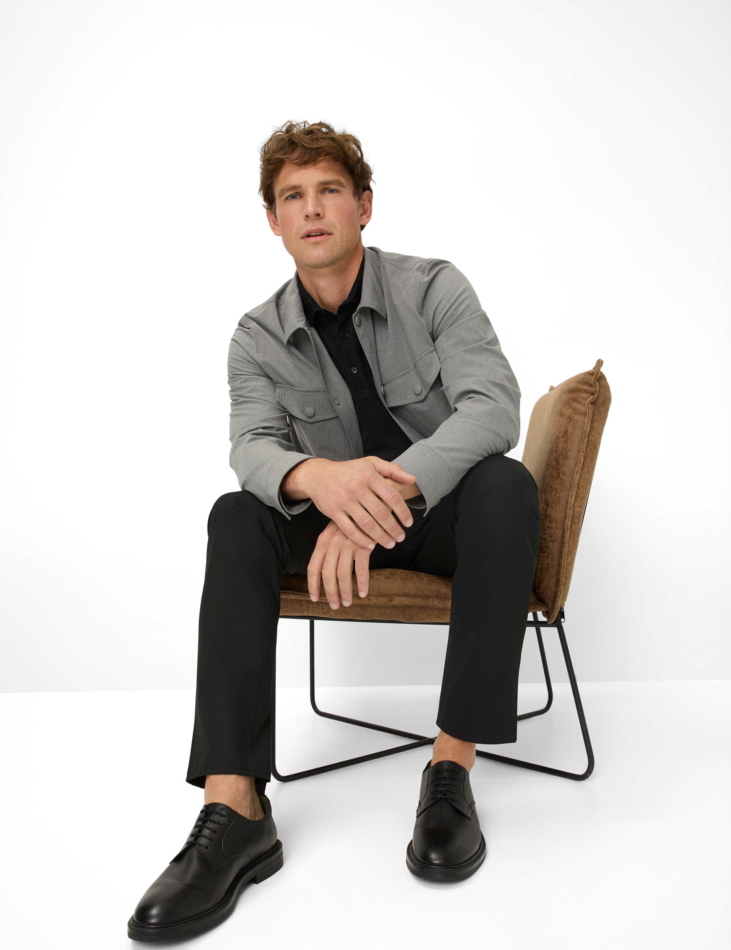 Herren Style CHUCK Schwarz Modern Fit Detail 1
