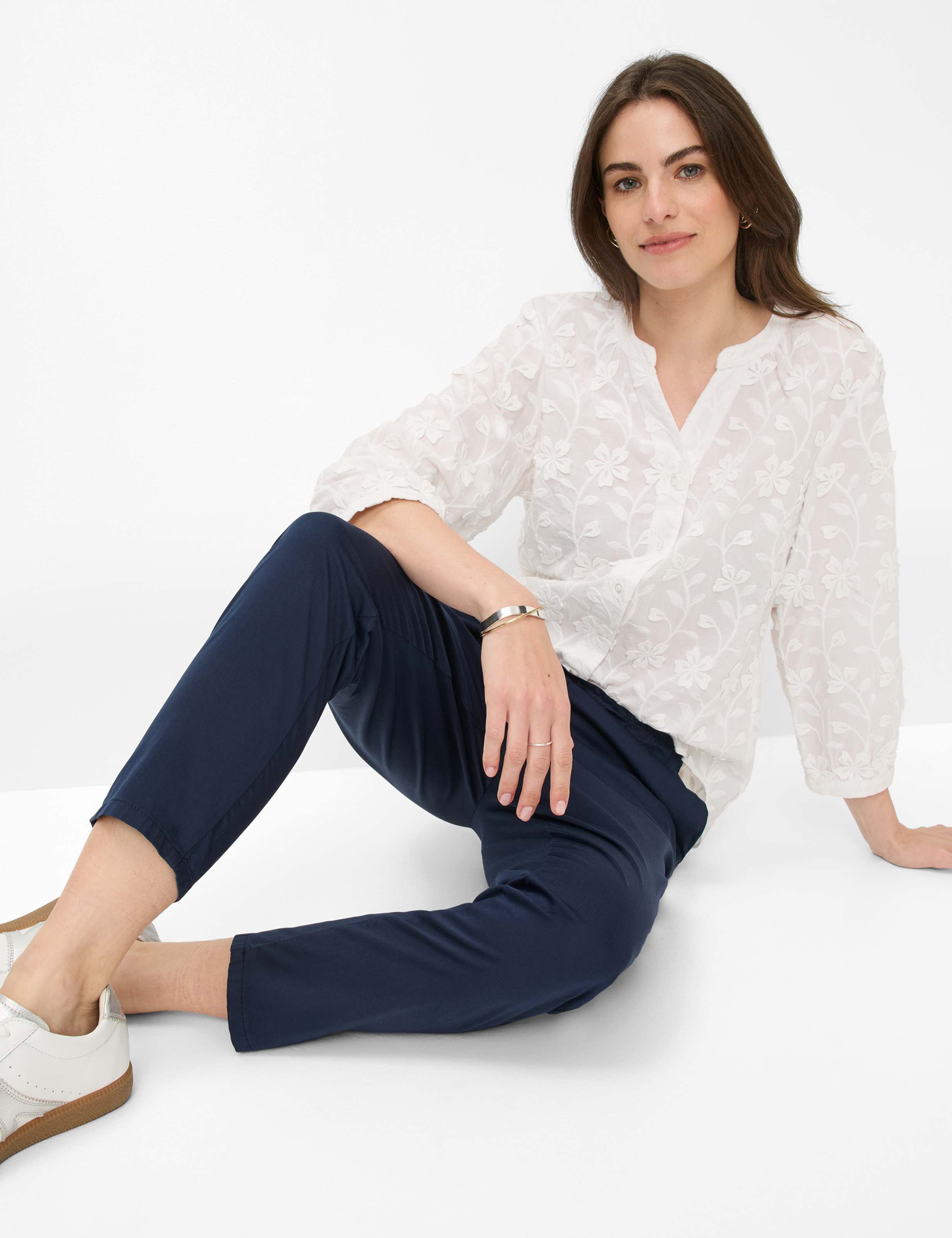 Damen Style MONA S Dunkelblau Relaxed Fit Detail 1