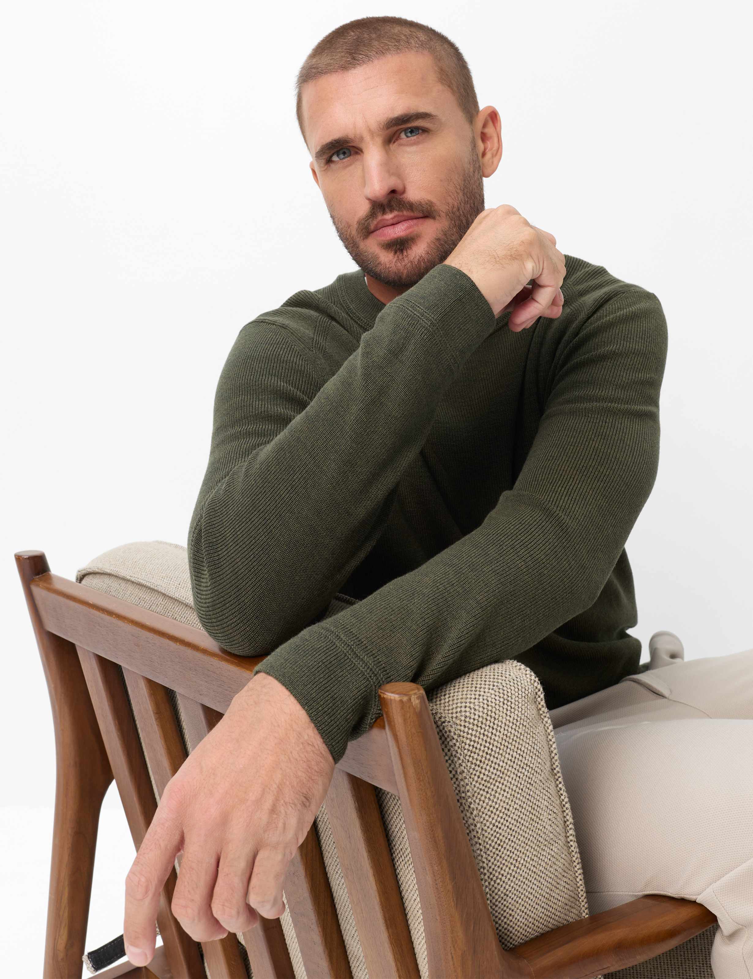 Men Style ROY Dark Green  Detail 1