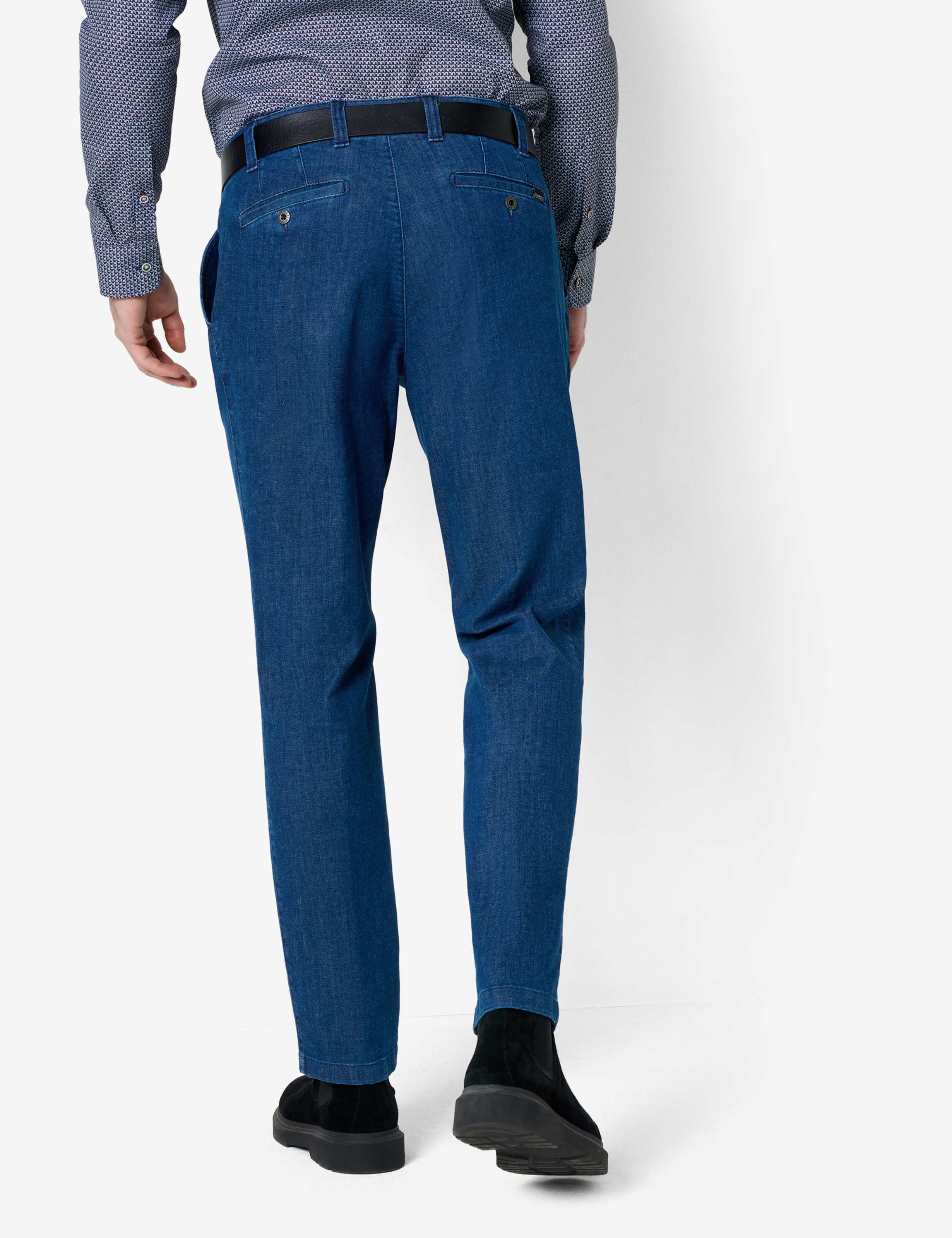 Herren Style FRED Denim Blau Regular Fit Model Rueck