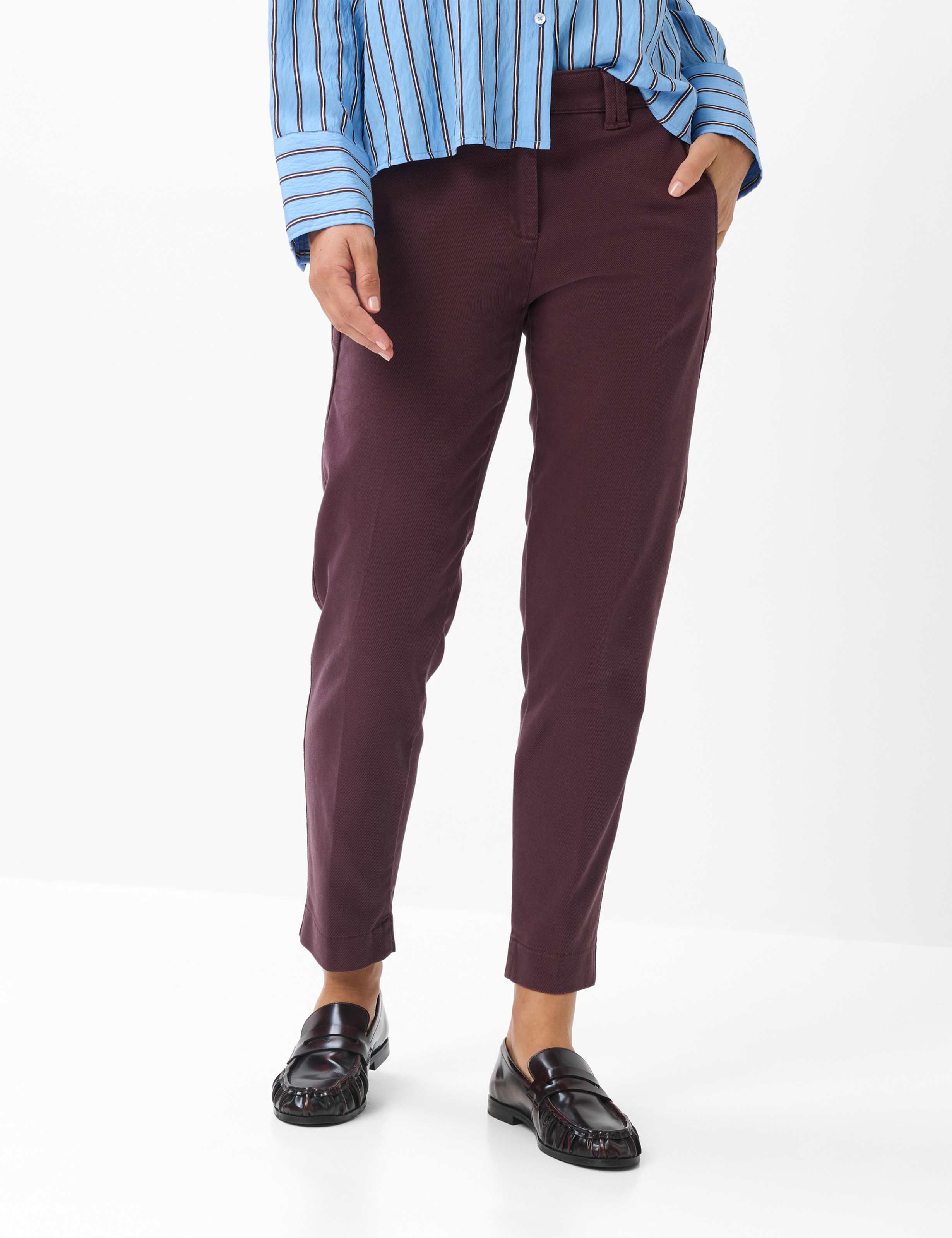 Nuancer af lilla, Kvinder, Style MARON S, MODEL_FRONT_ISHOP