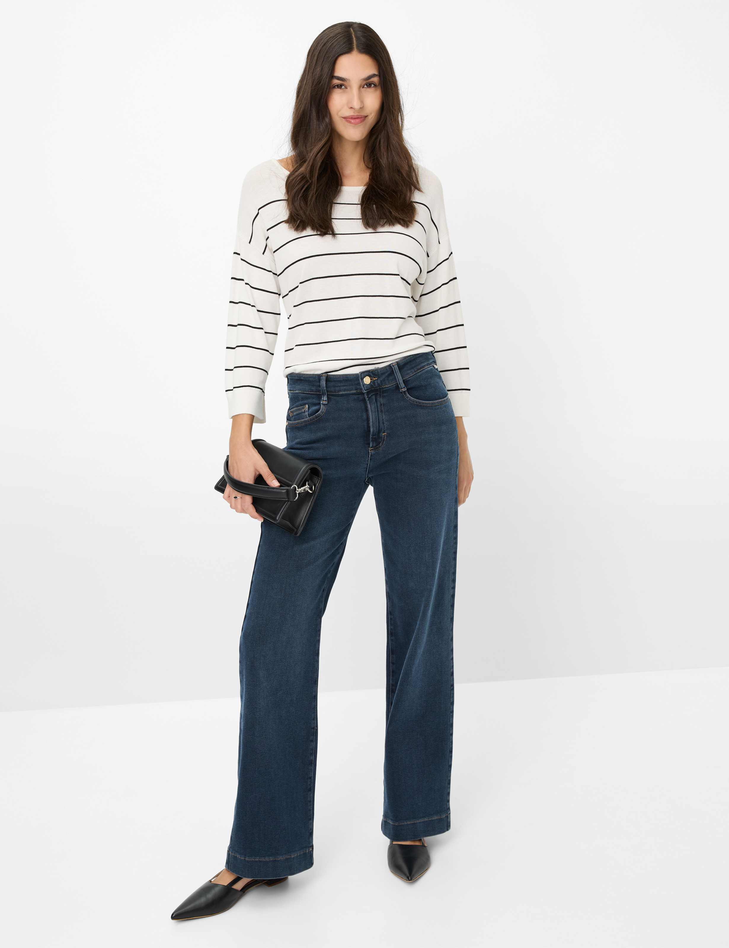 Damen Style MAINE Denim Dunkelblau Wide Leg Model Outfit
