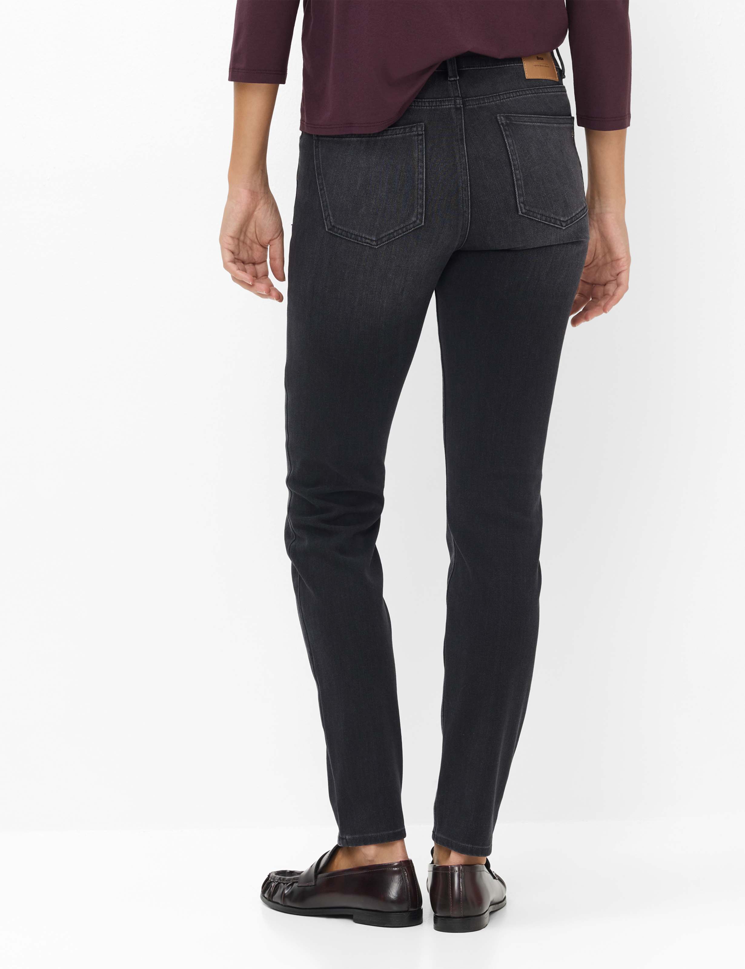 Tons gris, Femme, Style SHAKIRA, MODEL_RUECK_ISHOP