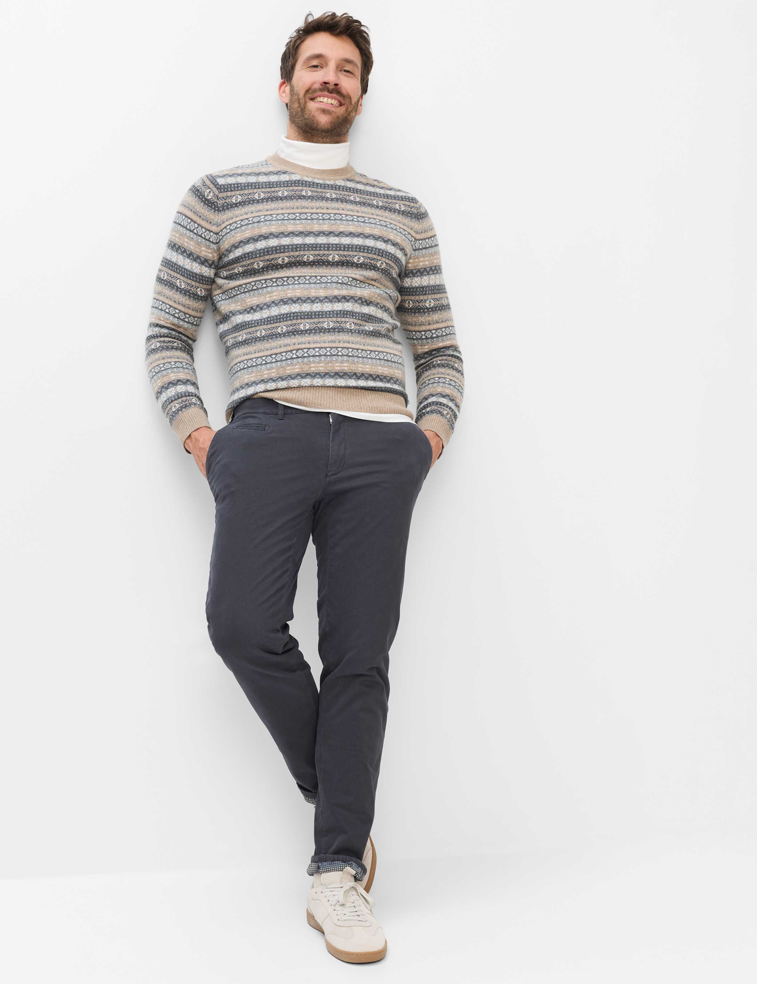 Herren Style FABIO TT Dunkelgrau Modern Fit Model Outfit