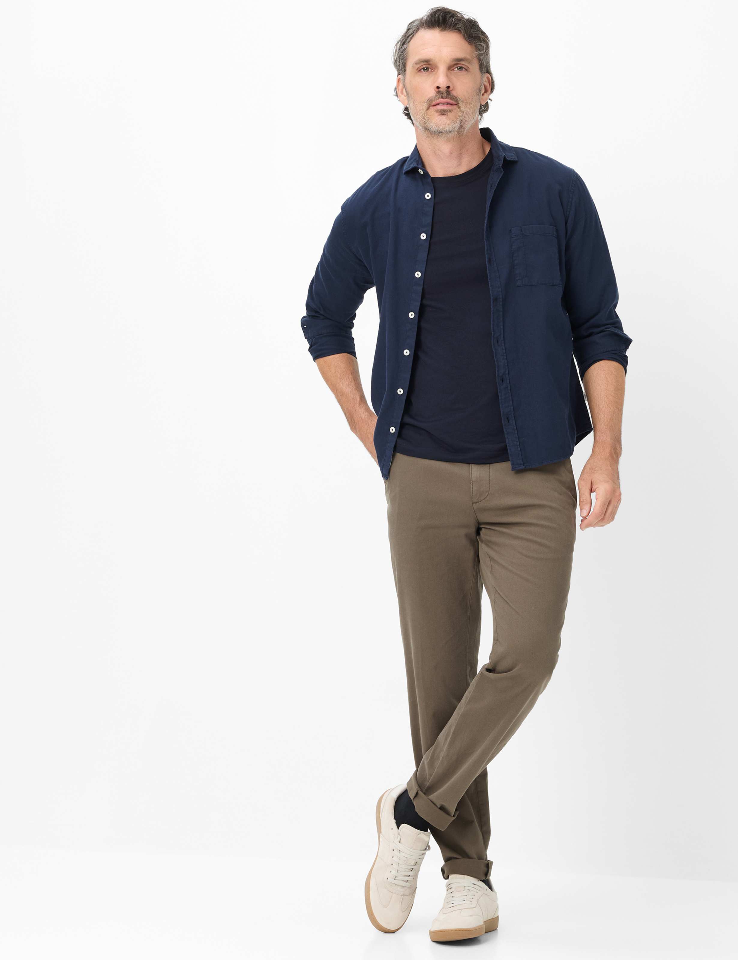 Heren Style JIM Groen - Olijf Regular Fit Model outfit