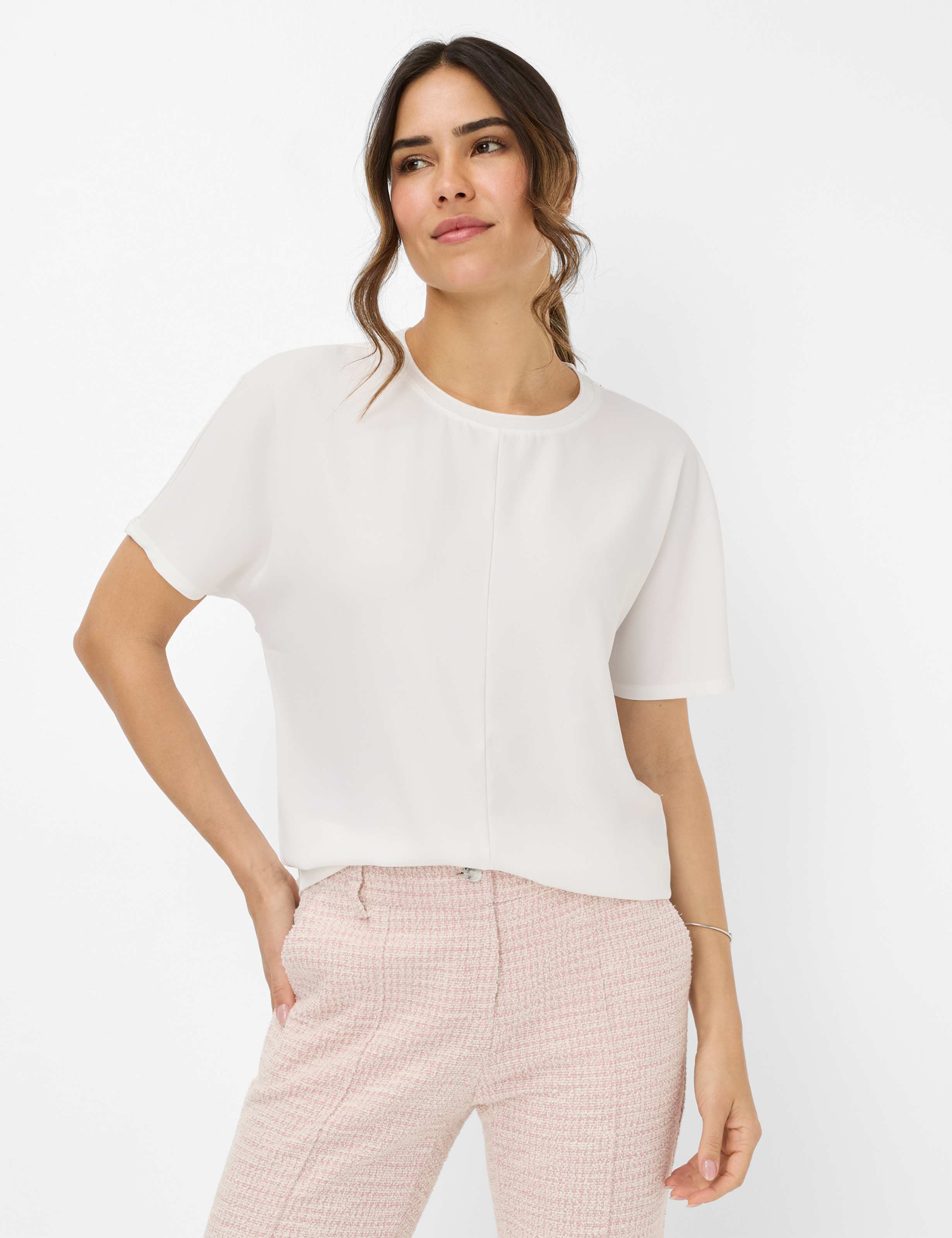 Damen Style CAELEN Cremeweiß  Model Front