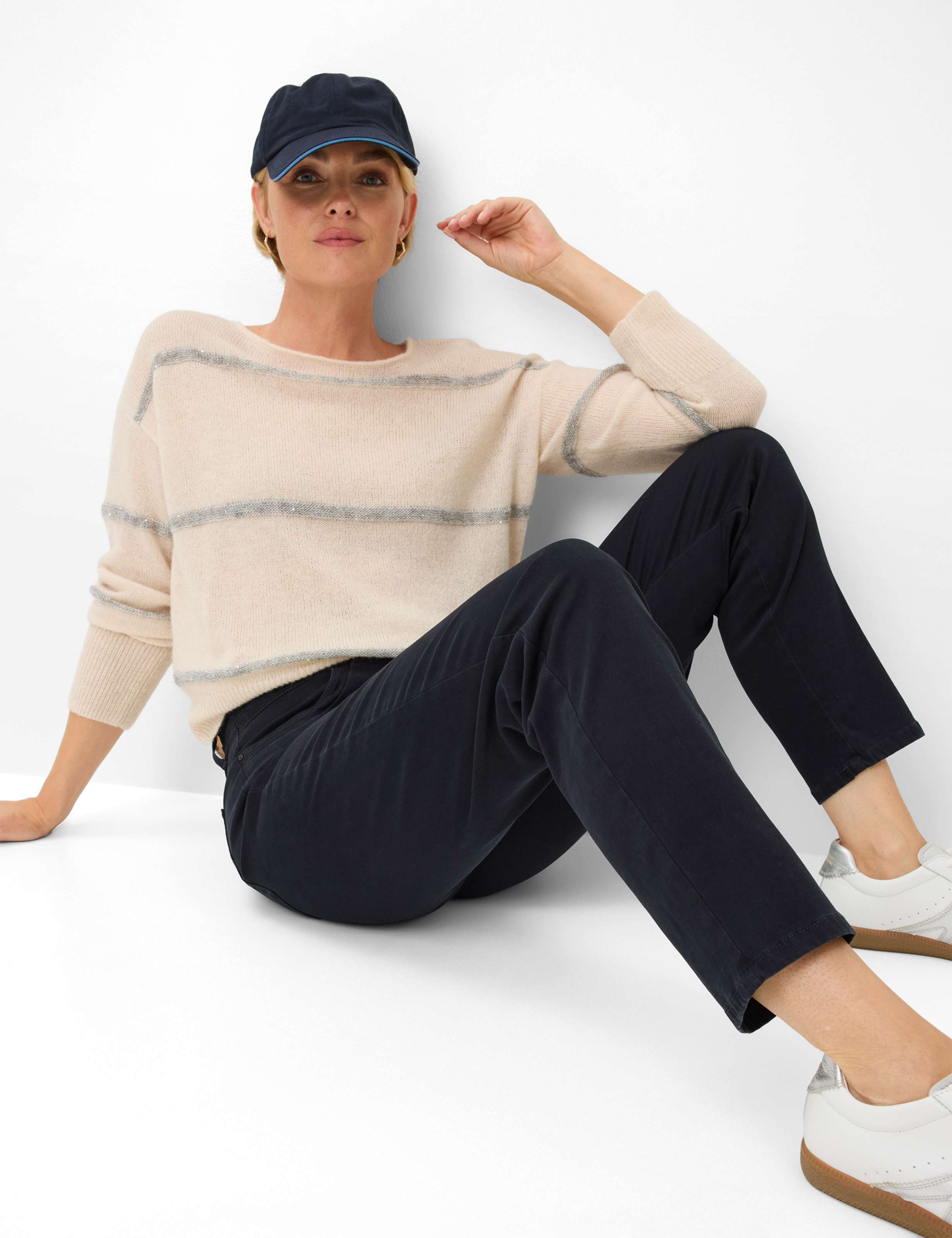Damen Style CAREN NEW Dunkelblau Comfort Plus Fit Detail 1