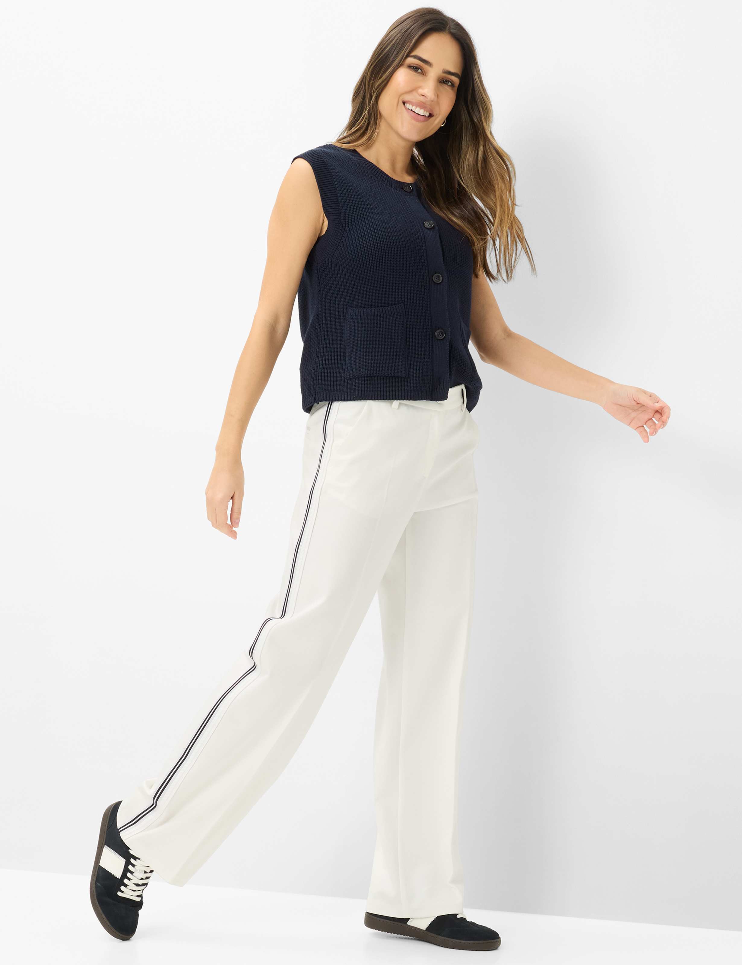 Dames Style MAINE Crème Wit Wide Leg Model outfit