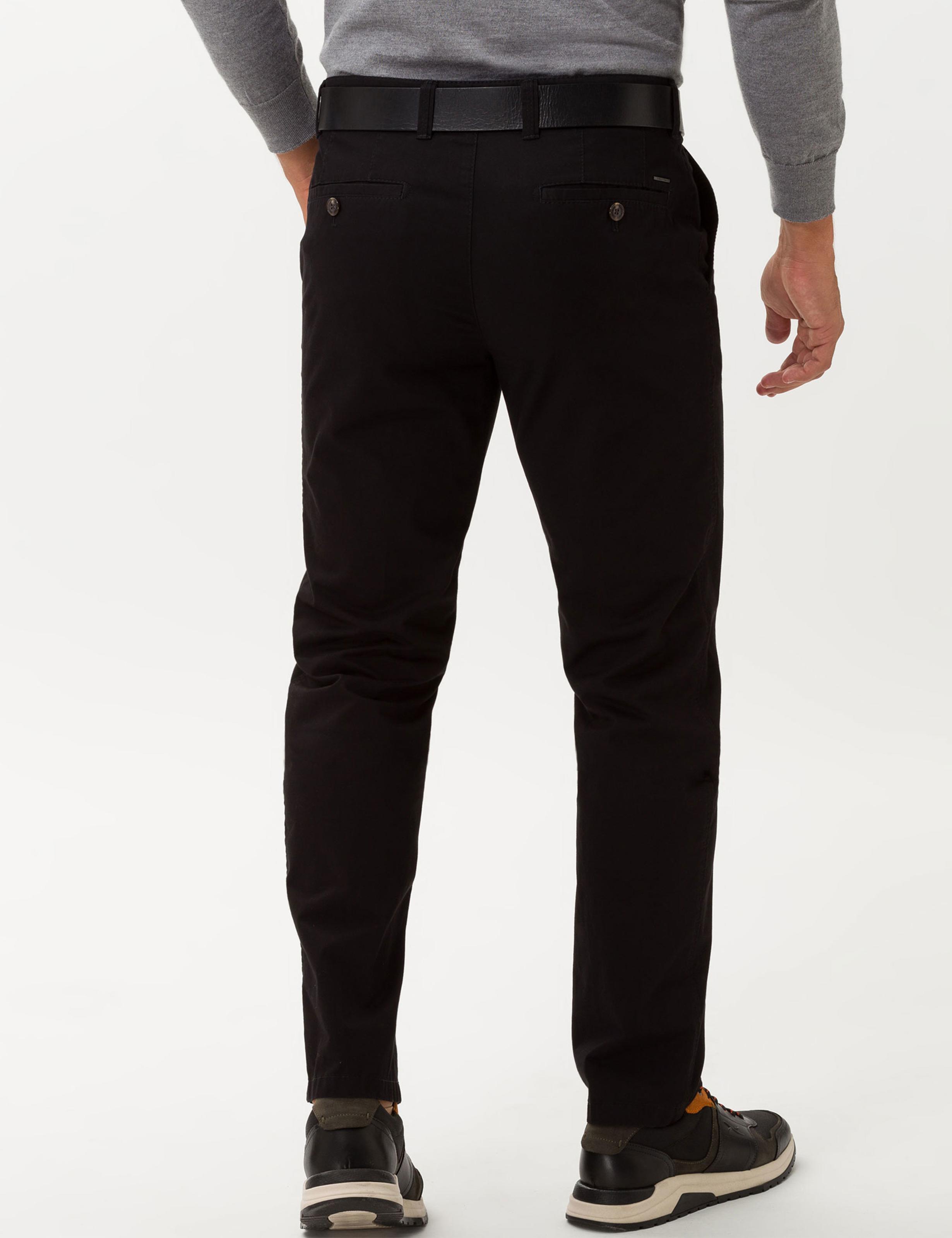 Herren Style JIM Perma Schwarz Regular Fit Model Outfit