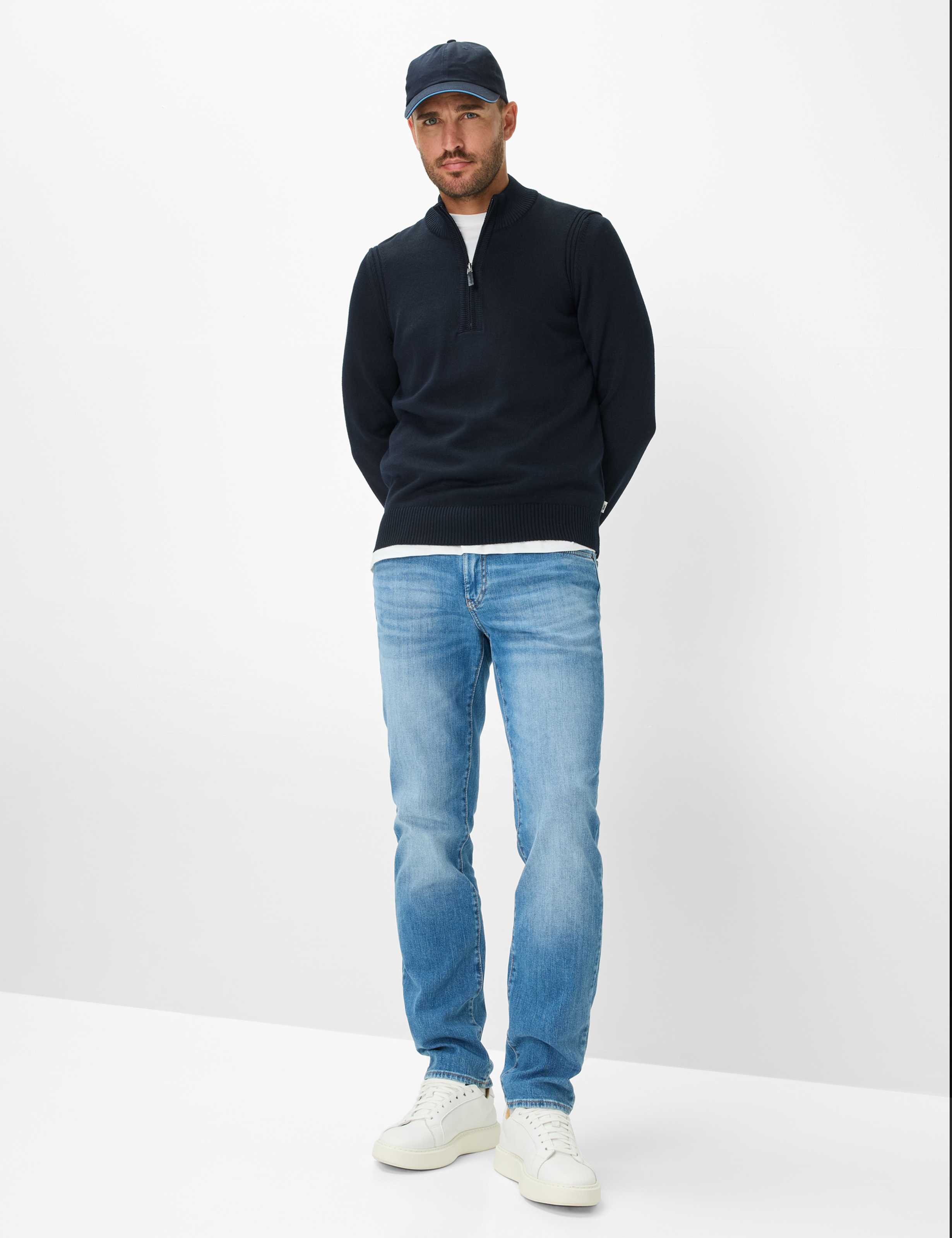 Heren Style STEFFEN Donkerblauw  Model outfit