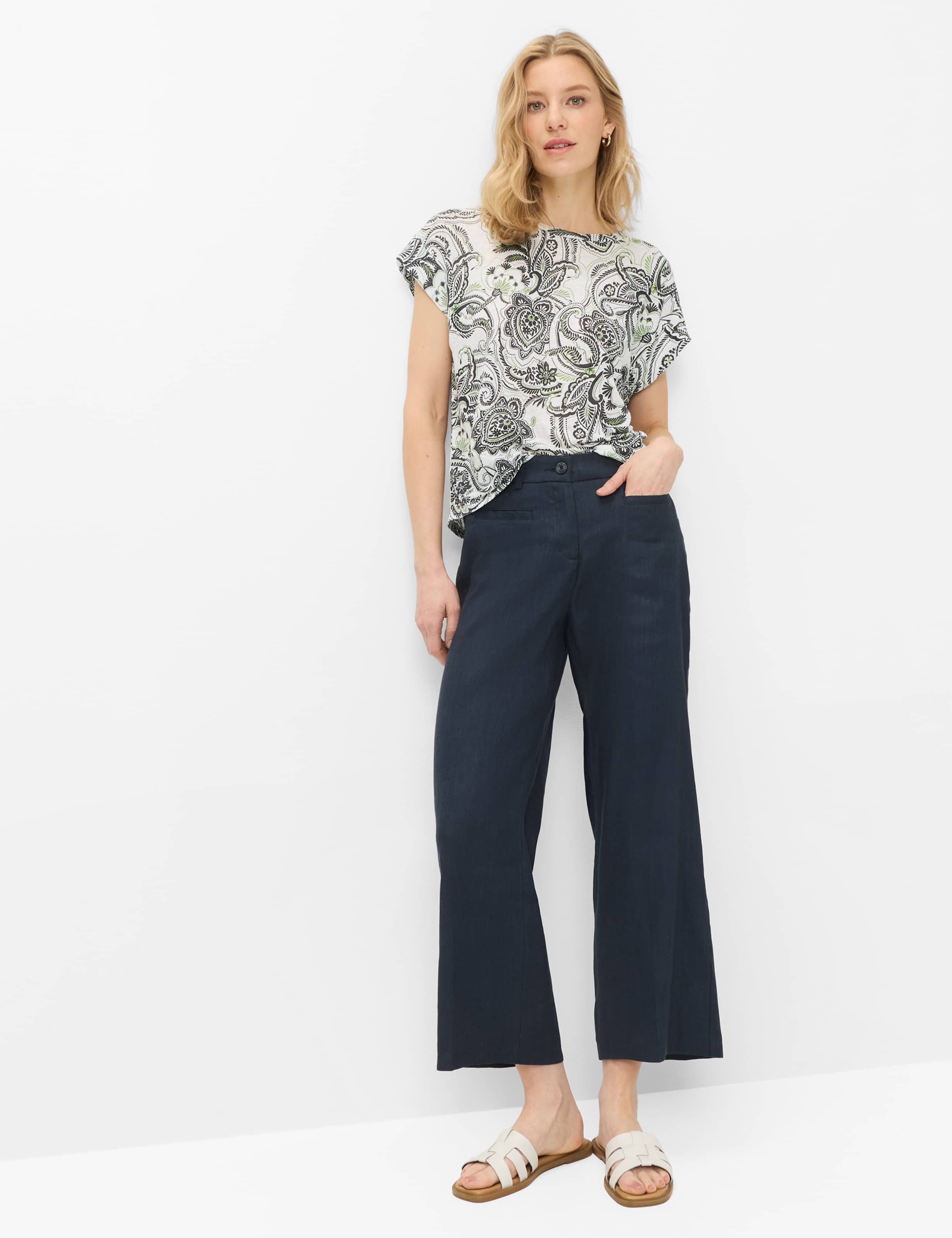 Women Style MAINE S Dark Blue Wide Leg Model Outfit