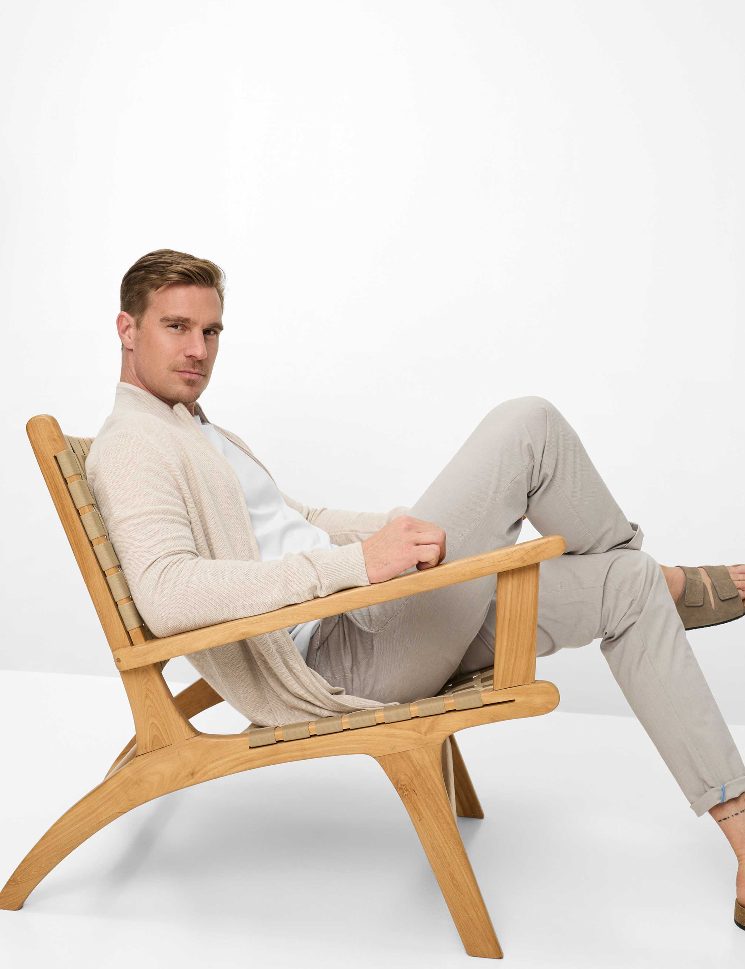 Men Style FABIO IN Light Beige Modern Fit Detail 1