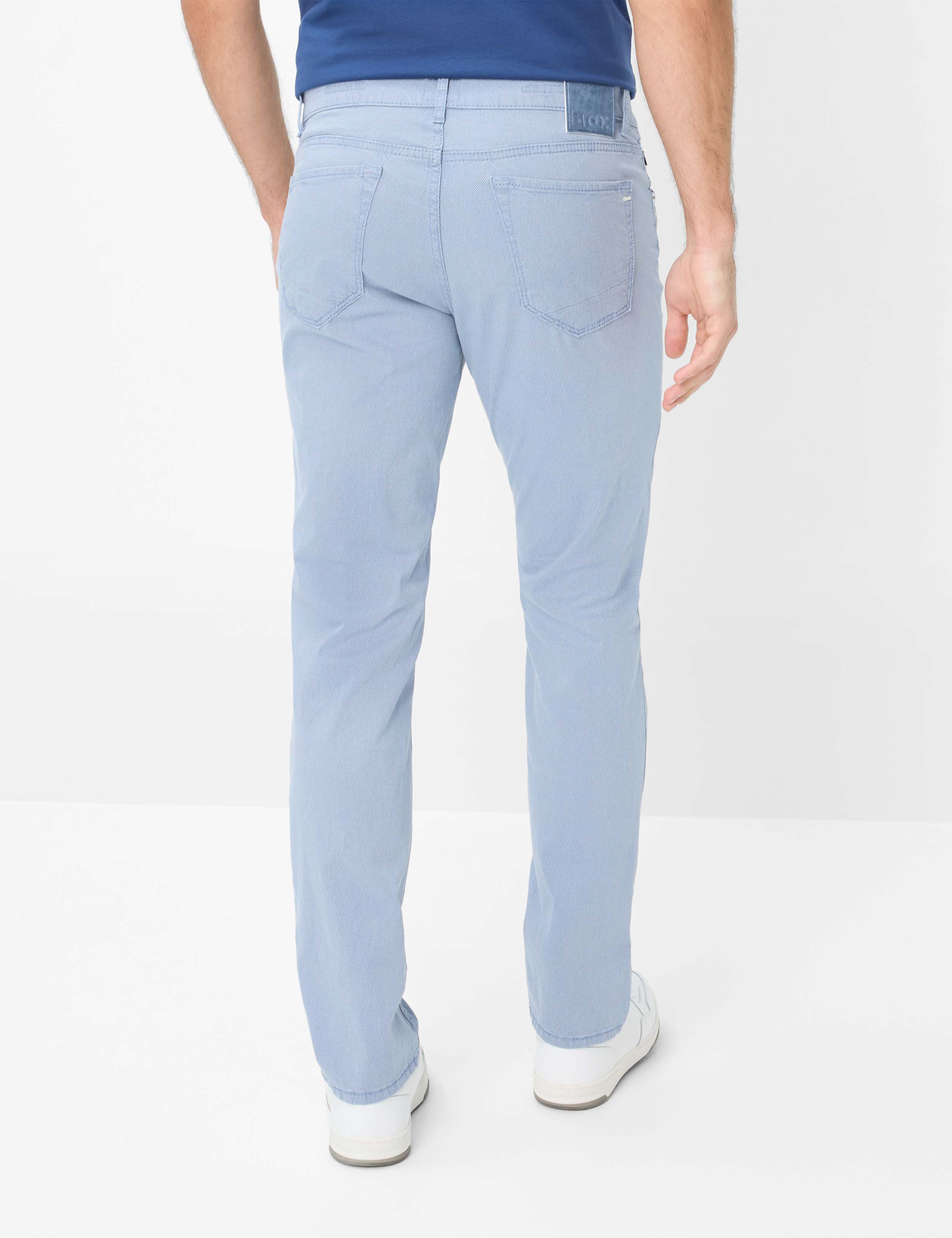 Heren Style CHUCK Lichtblauw Modern Fit Model achterkant