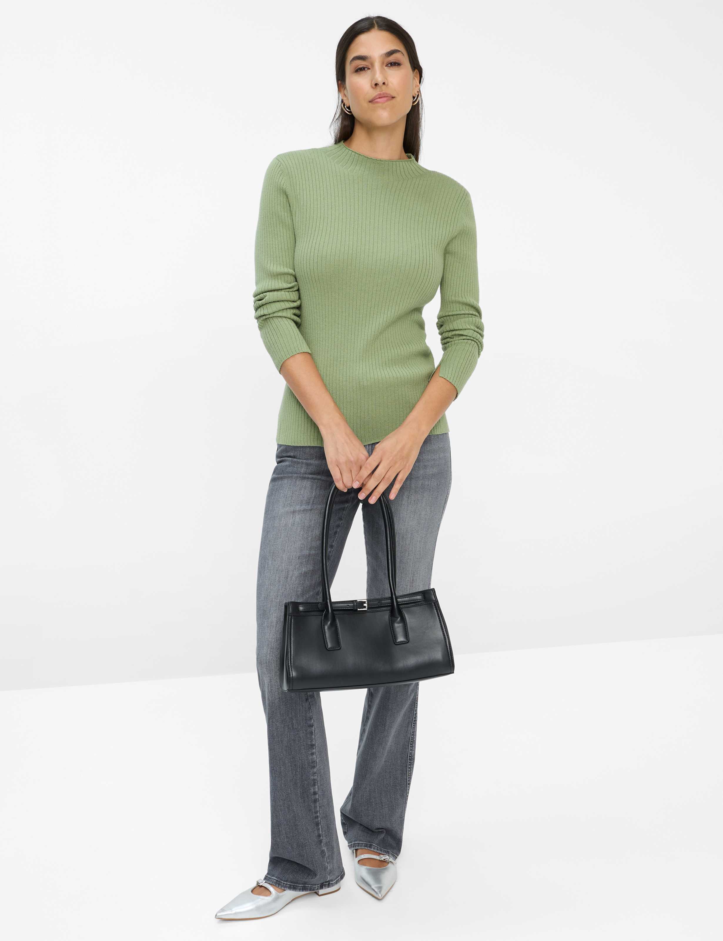 Damen Style LYNN Hellgrün  Model Outfit