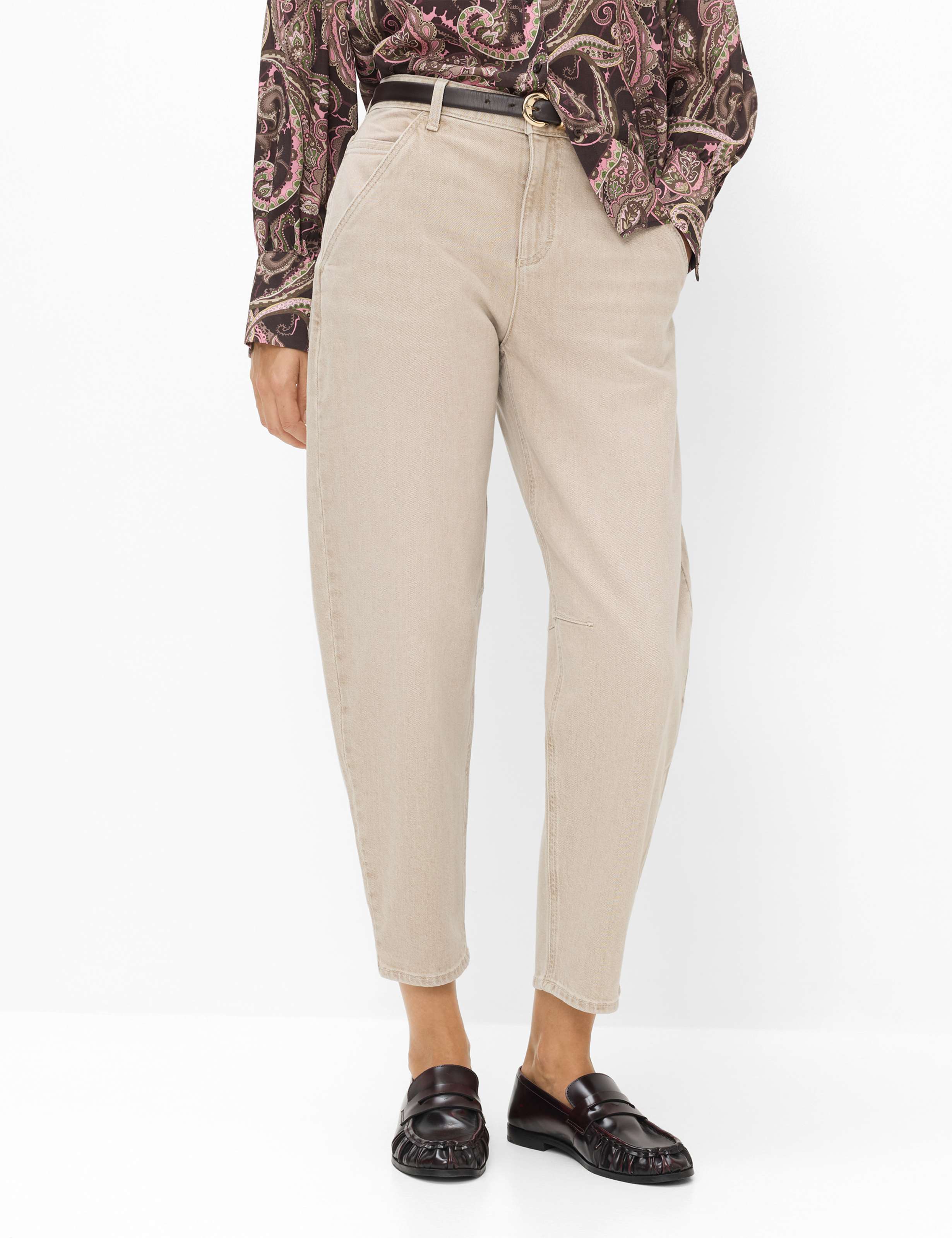Tons de beige, Femme, Style MEGAN S, MODEL_FRONT_ISHOP