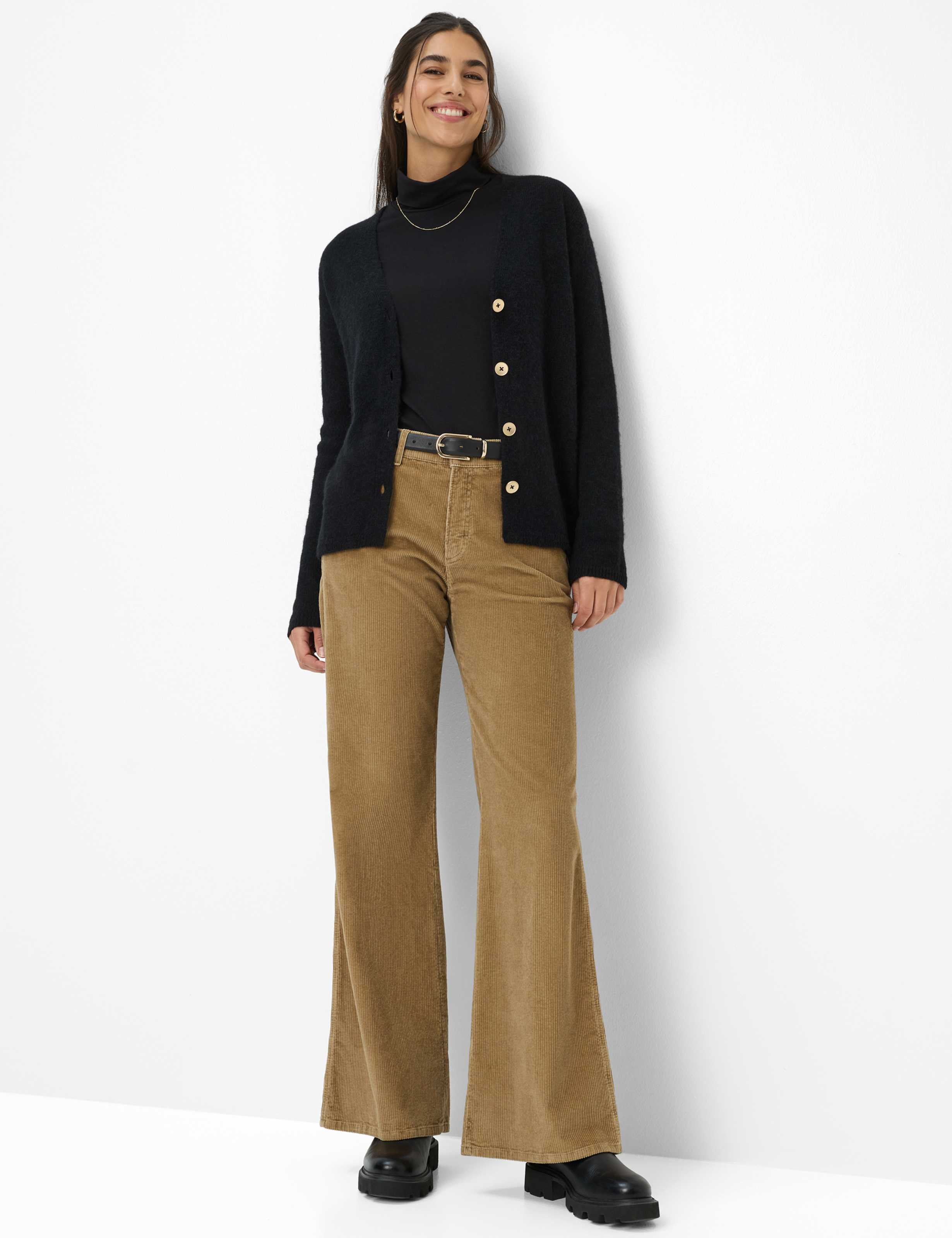 Damen Style MAINE Hellbraun Wide Leg Model Outfit