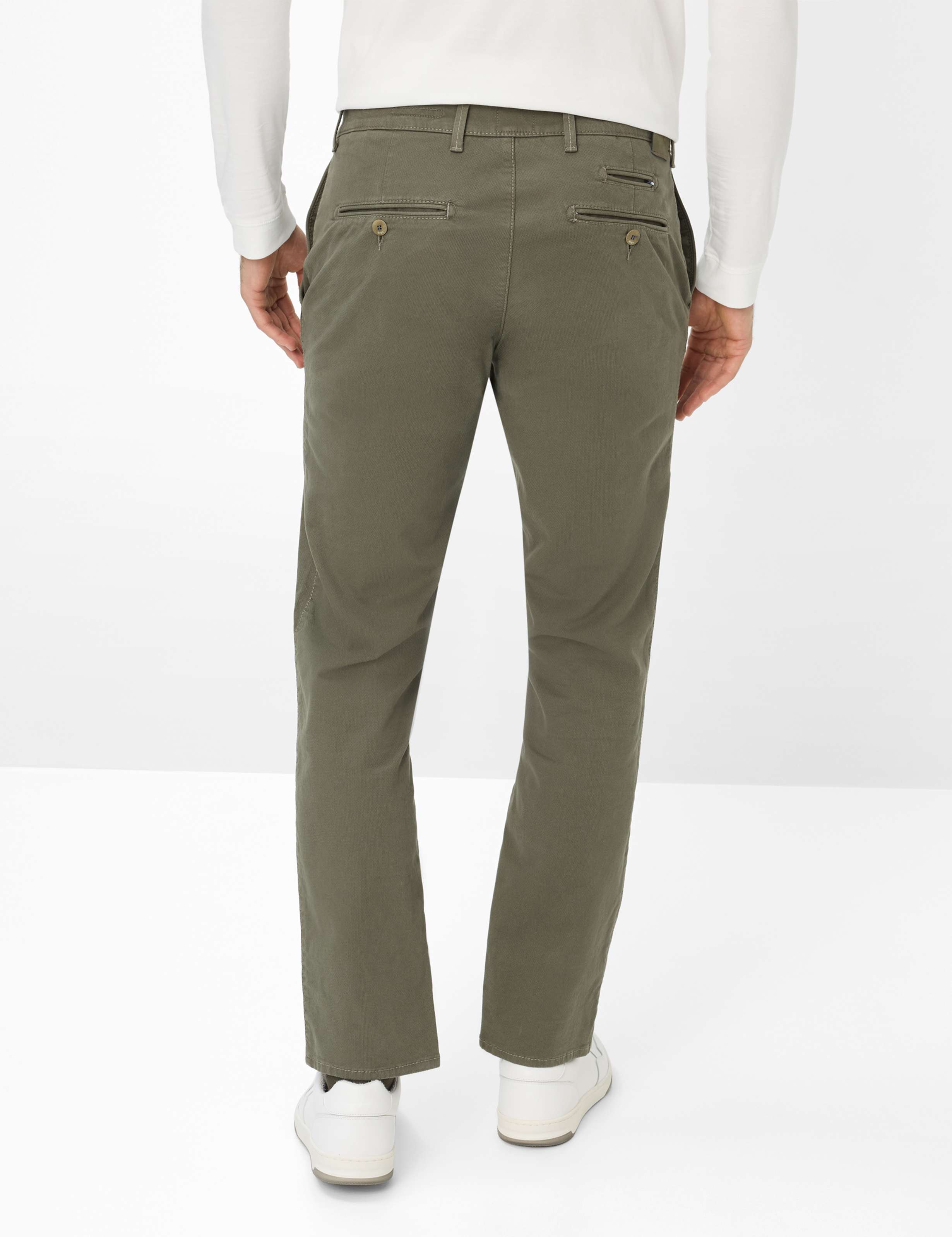 Herren Style FABIO IN Grün - Oliv Modern Fit Model Rueck