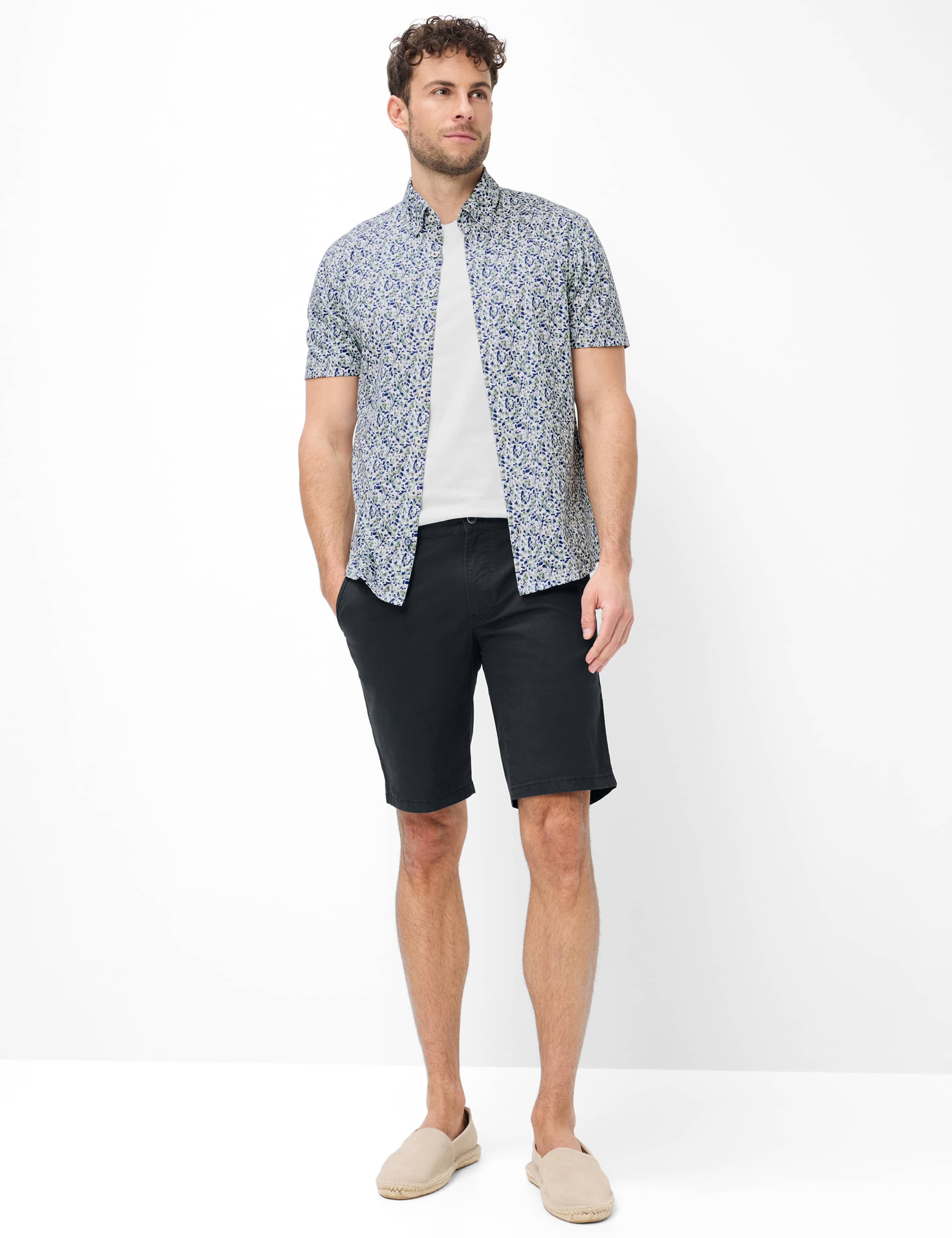 Heren Style DAN Groen - Khaki  Model outfit