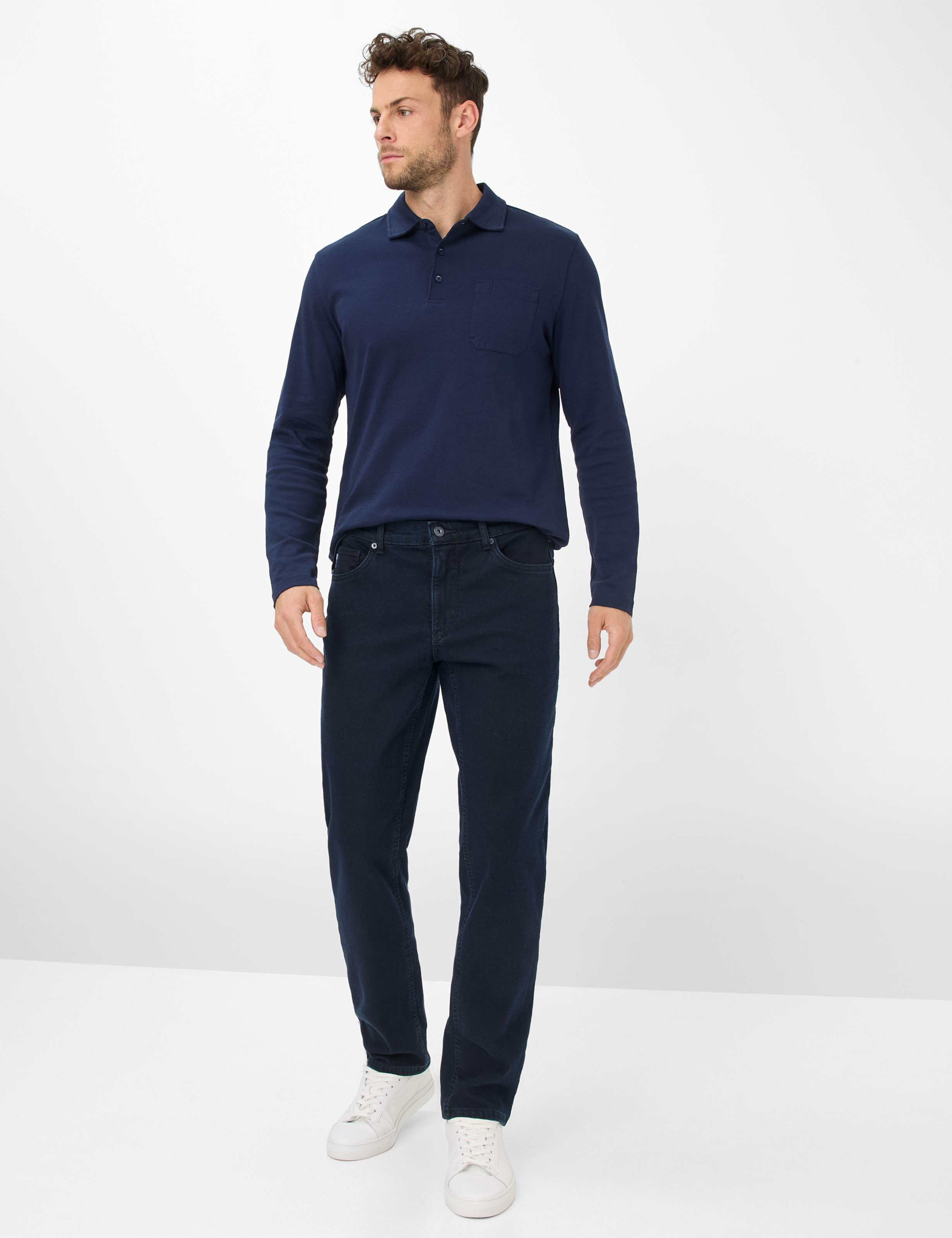 Heren Style COOPER TT Denim Donkerblauw Regular Fit Model outfit