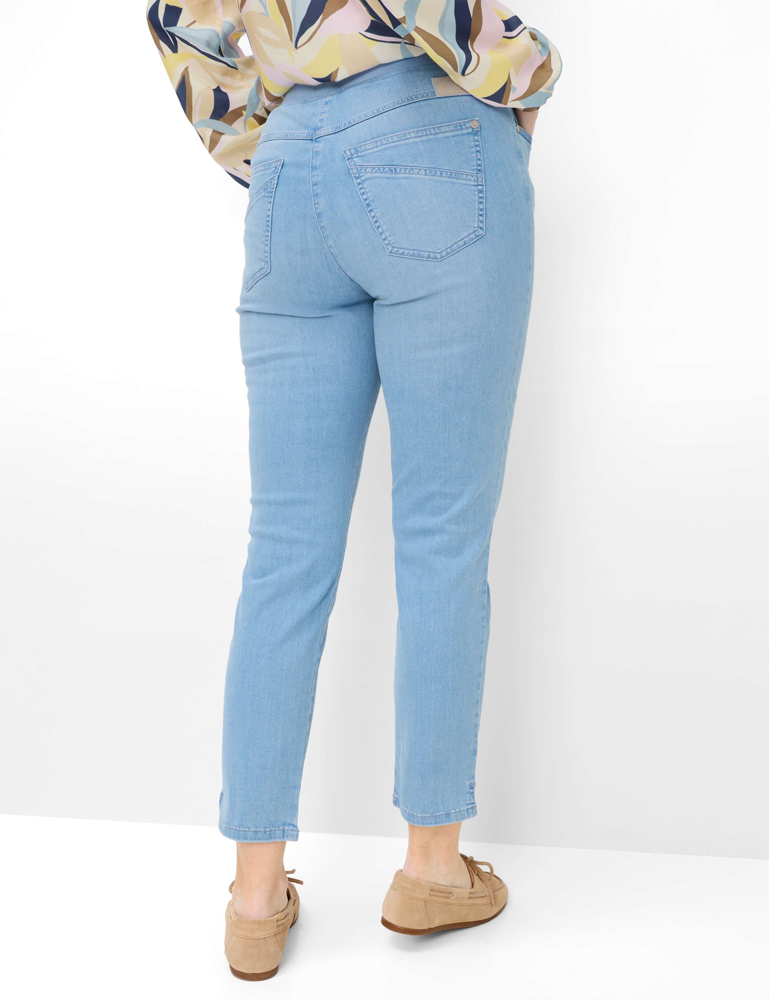 Thumbnail - Raphaela by Brax Damen Schlupfjeans Style PAMINA 6/8 BLEACHED LIGHT BLUE SLIGHTUSED, denim hellblau, Gr. 44