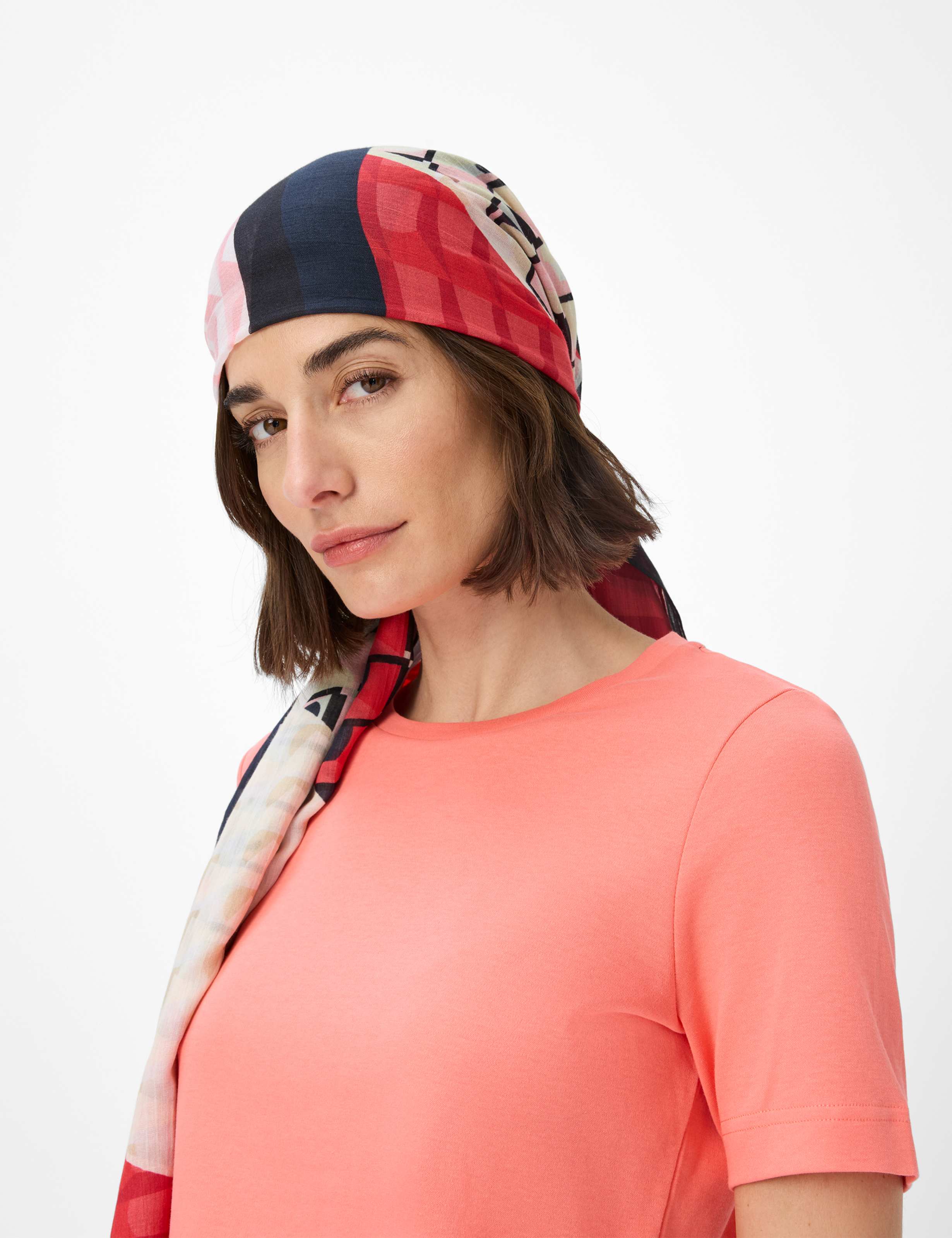 Women Style CIRA Light Red  Detail 2