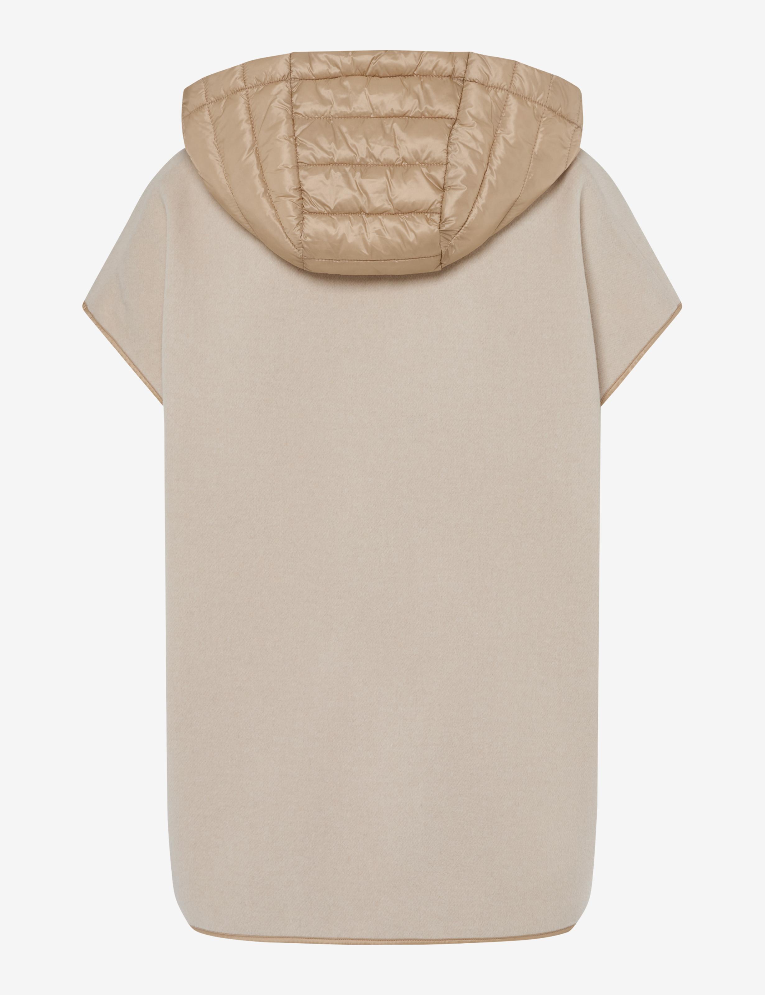 Women Style KYOTO Beige  Stand-alone rear view