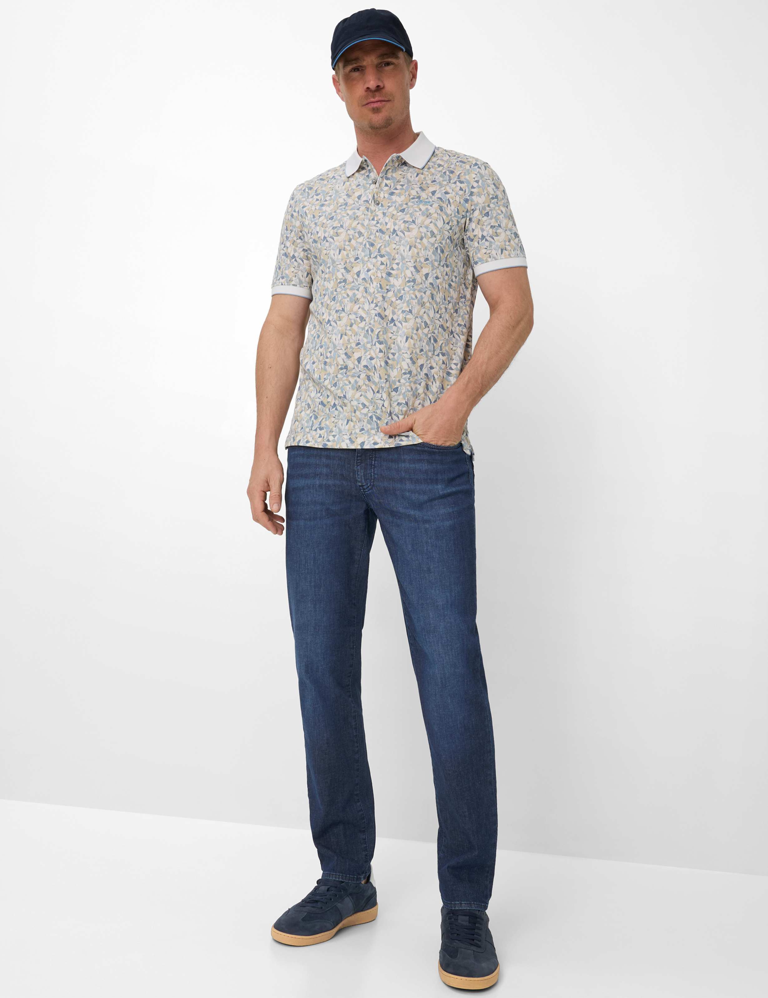 Homme Style CADIZ Denim Bleu Foncé Straight Fit Tenue du mannequin