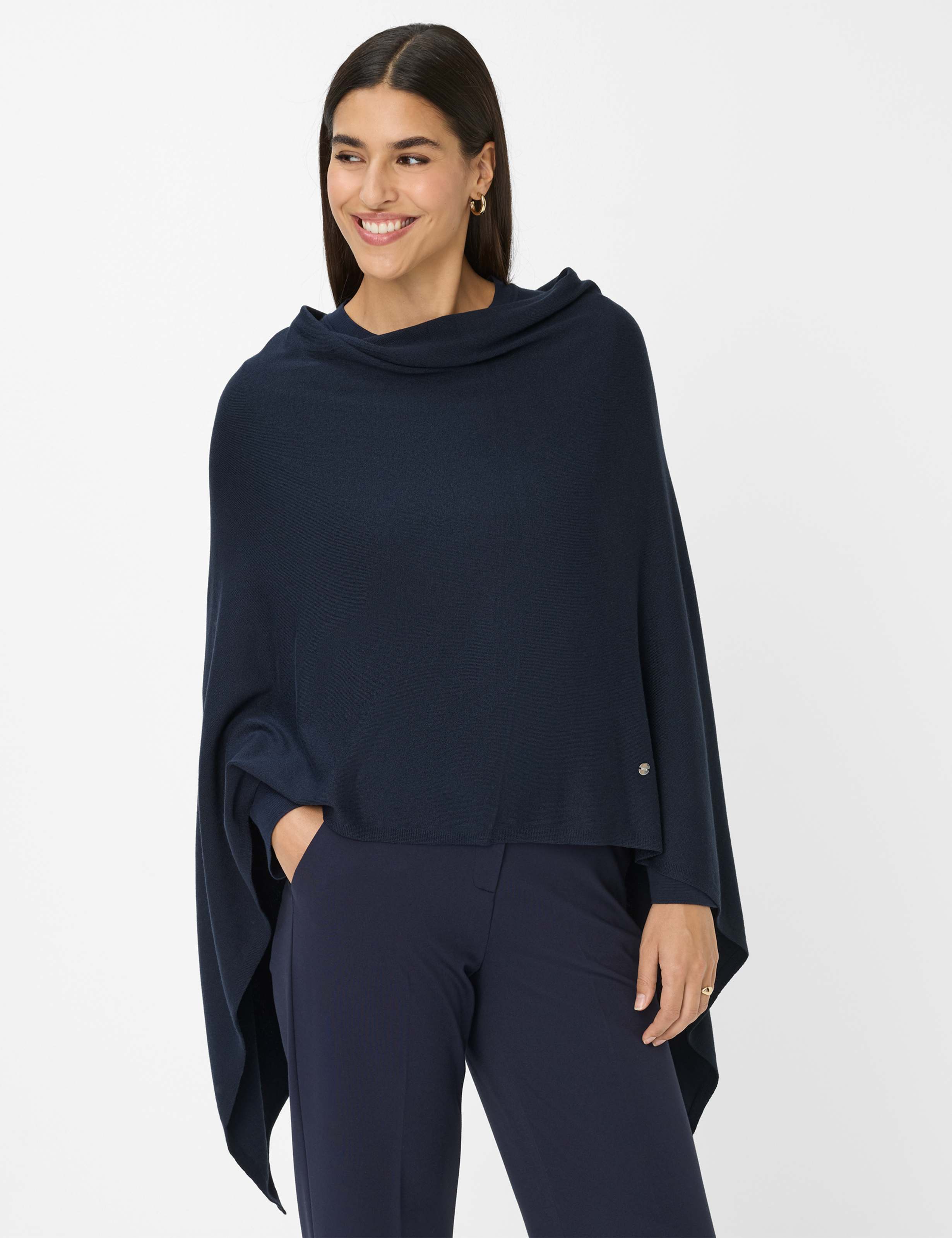 Damen Style THEA Dunkelblau  Model Front