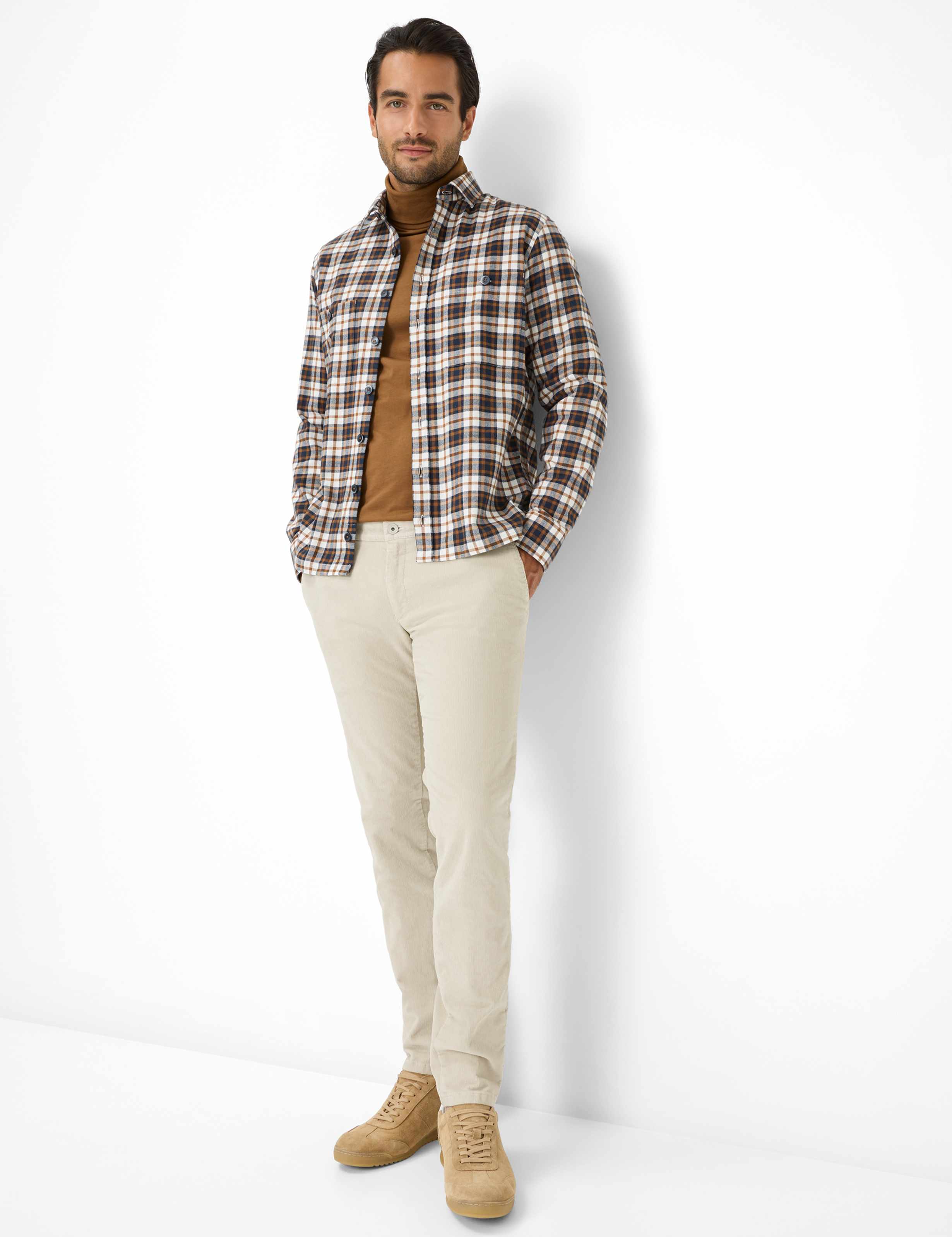 Men Style SILVIO Beige Slim Fit Model Outfit