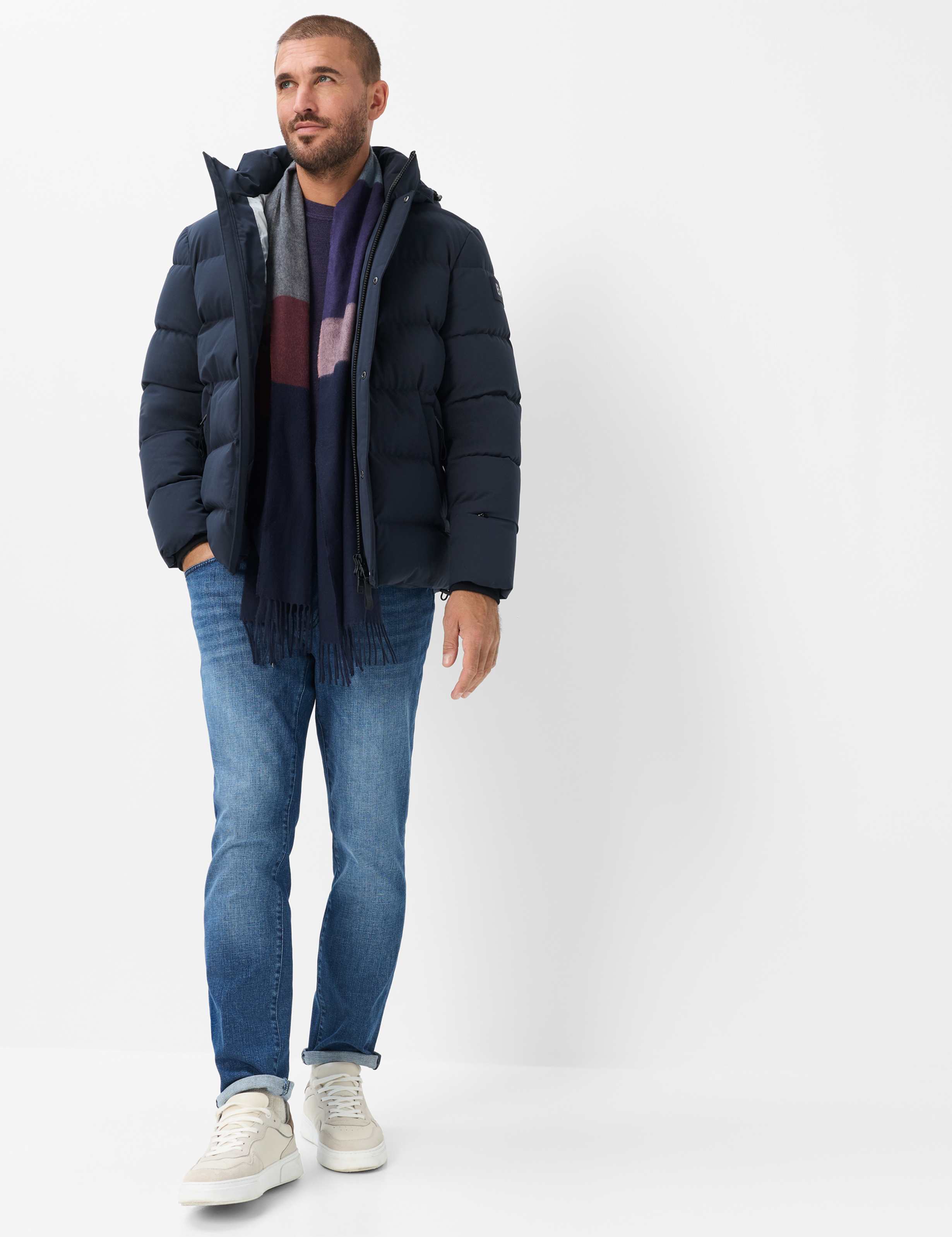 Herren Style BOB Dunkelblau  Model Outfit