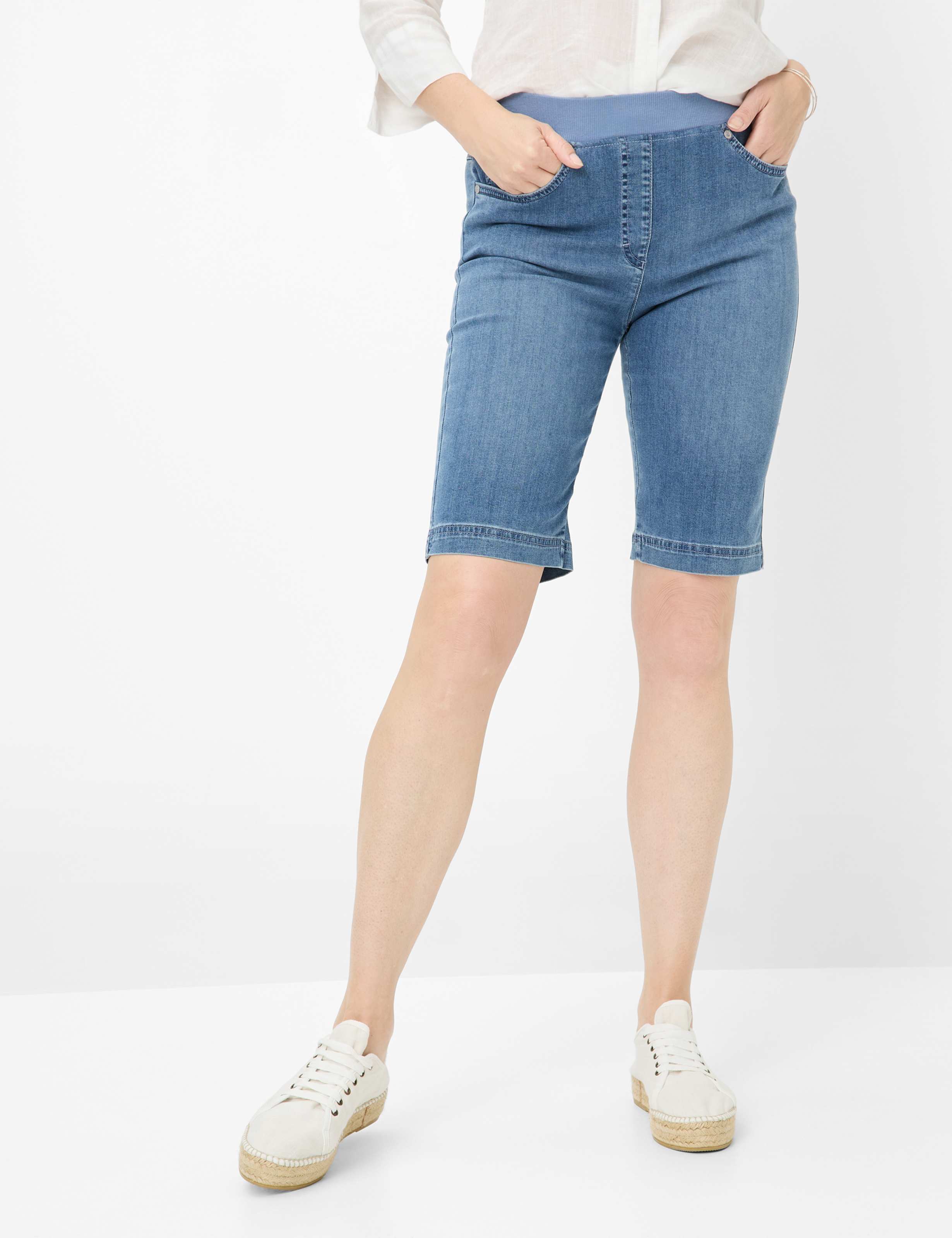 Blautöne, Damen, Style PAMINA BERMUDA, MODEL_FRONT_ISHOP