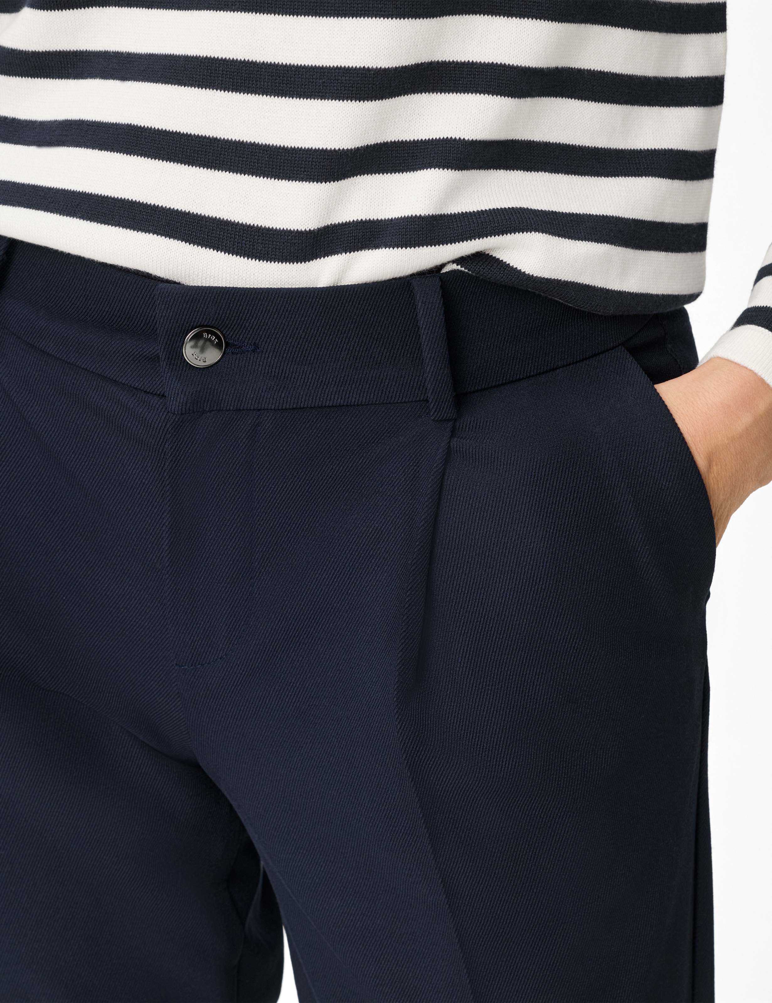 Damen Style MILLA S Dunkelblau Relaxed Fit Detail 2