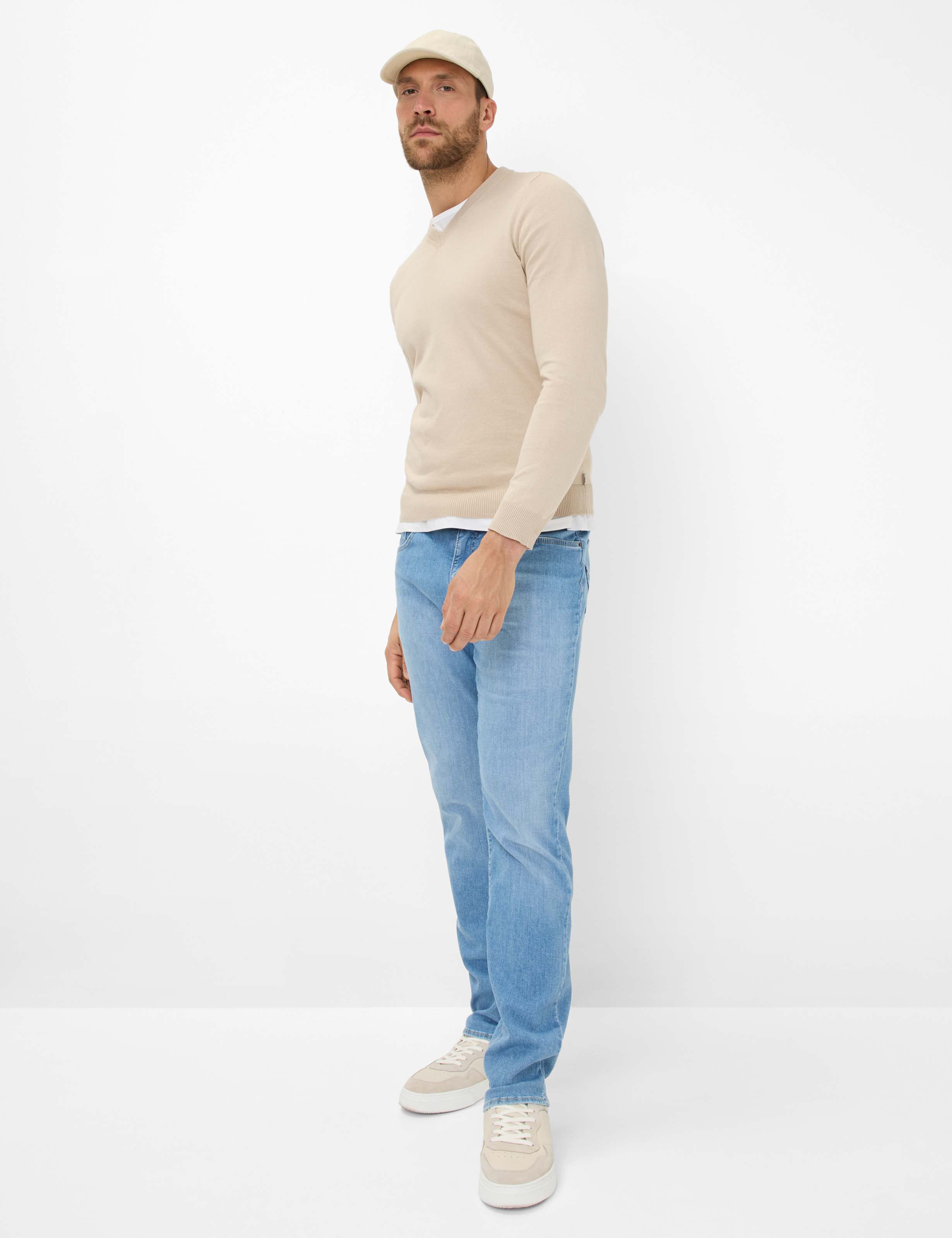 Men Style VICO Beige  Model Outfit