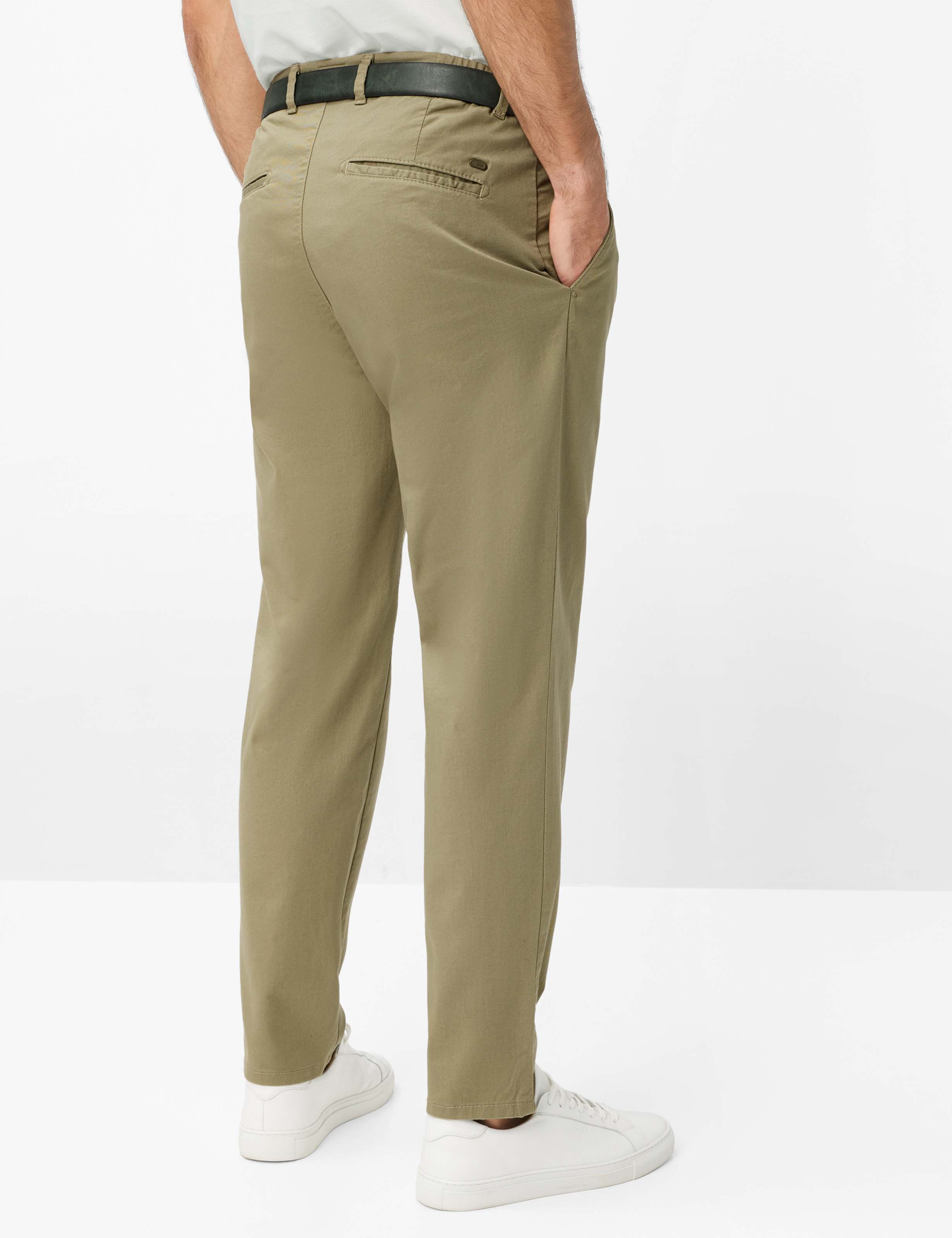 Shades of Green, Men, Style TINO, MODEL_RUECK_ISHOP