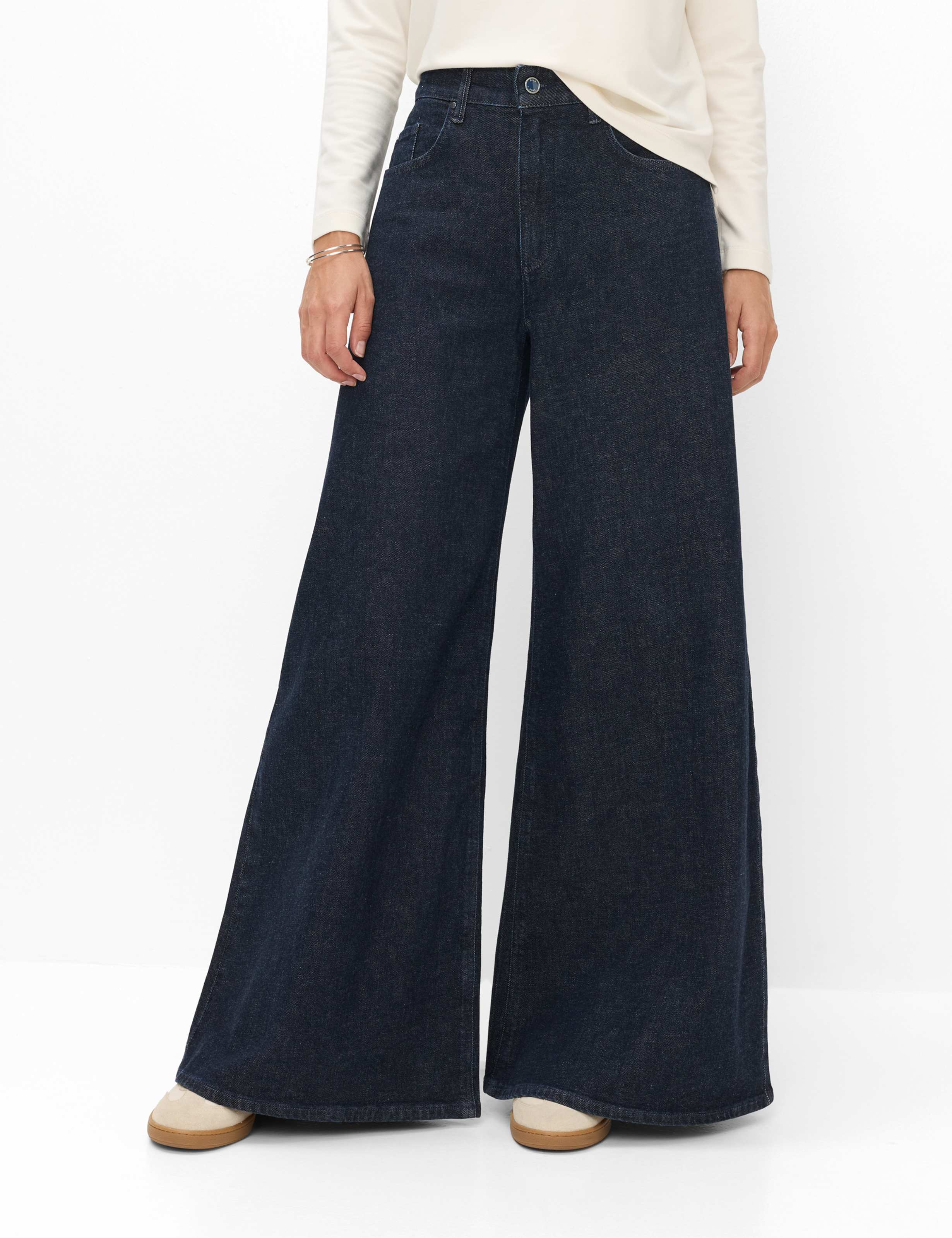 Tons bleus, Femme, Style MARCH, MODEL_FRONT_ISHOP