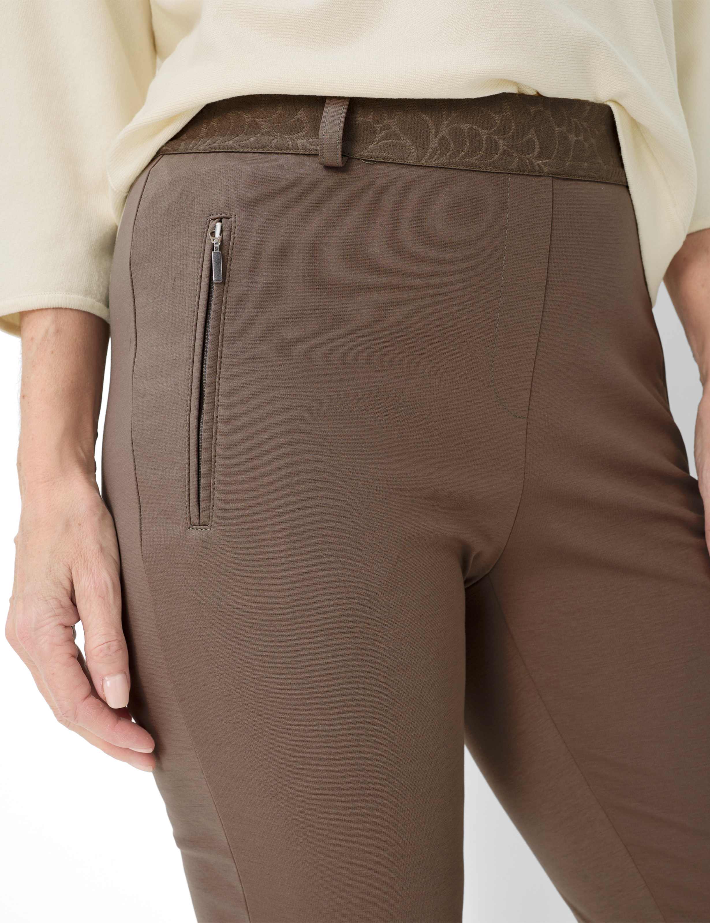 Damen Style LILLYTH Braun Super Slim Fit Detail 2