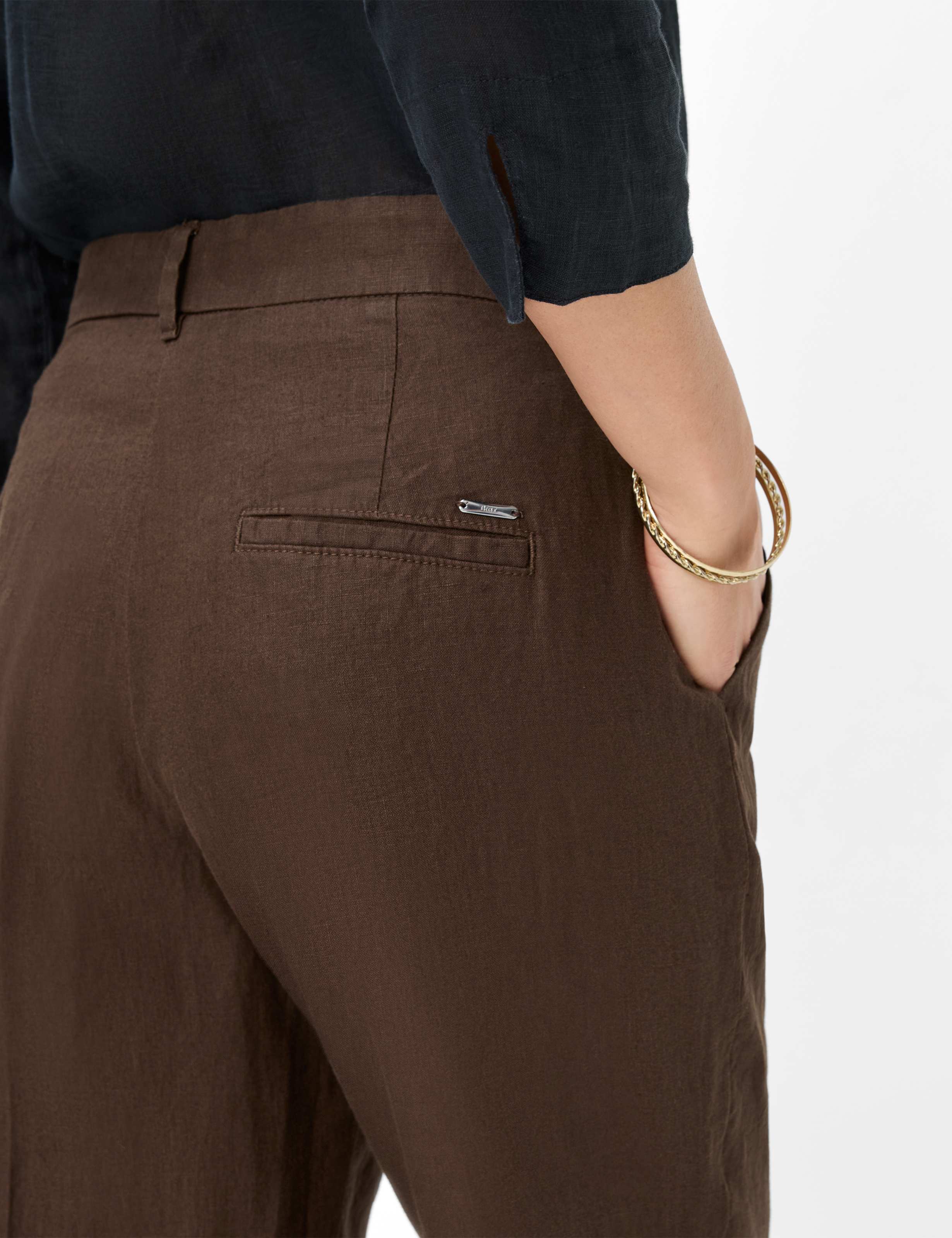 Women Style MAINE Dark Brown Wide Leg Detail 2