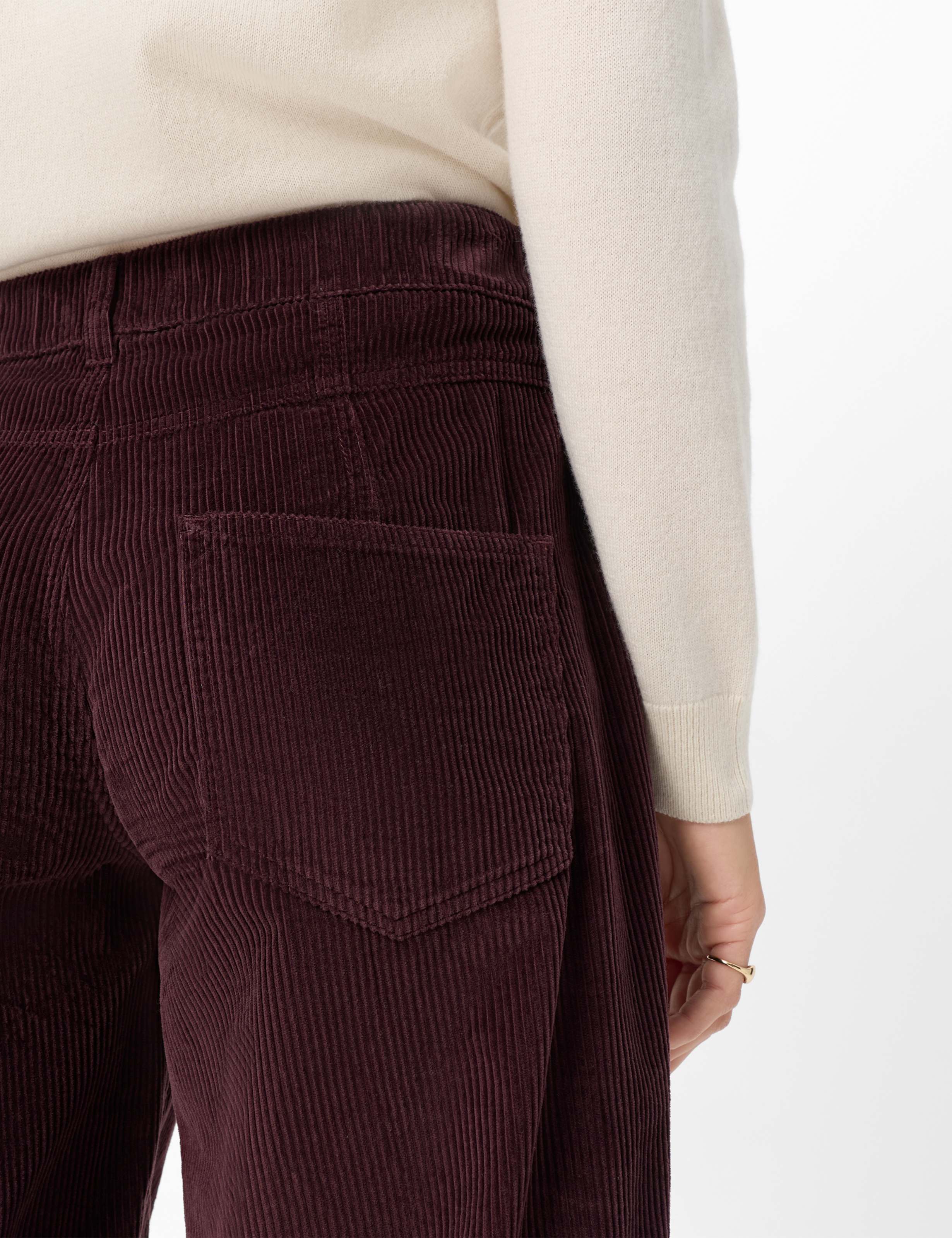 Femme Style MEGAN S Violette Foncé Barrel Fit Détail 2