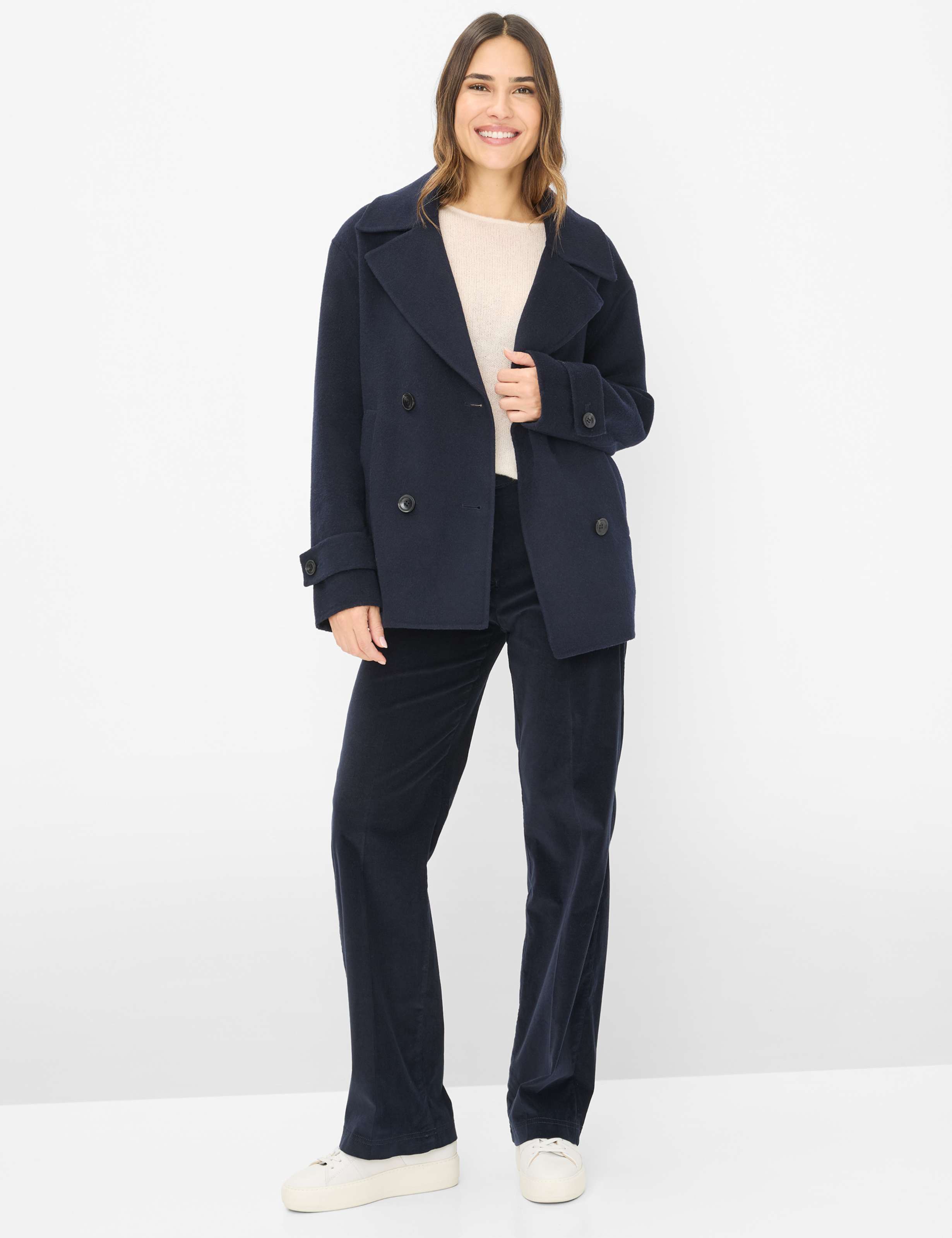 Dame Style PEGGY FLARED Mørkeblå Slim Fit Model Outfit