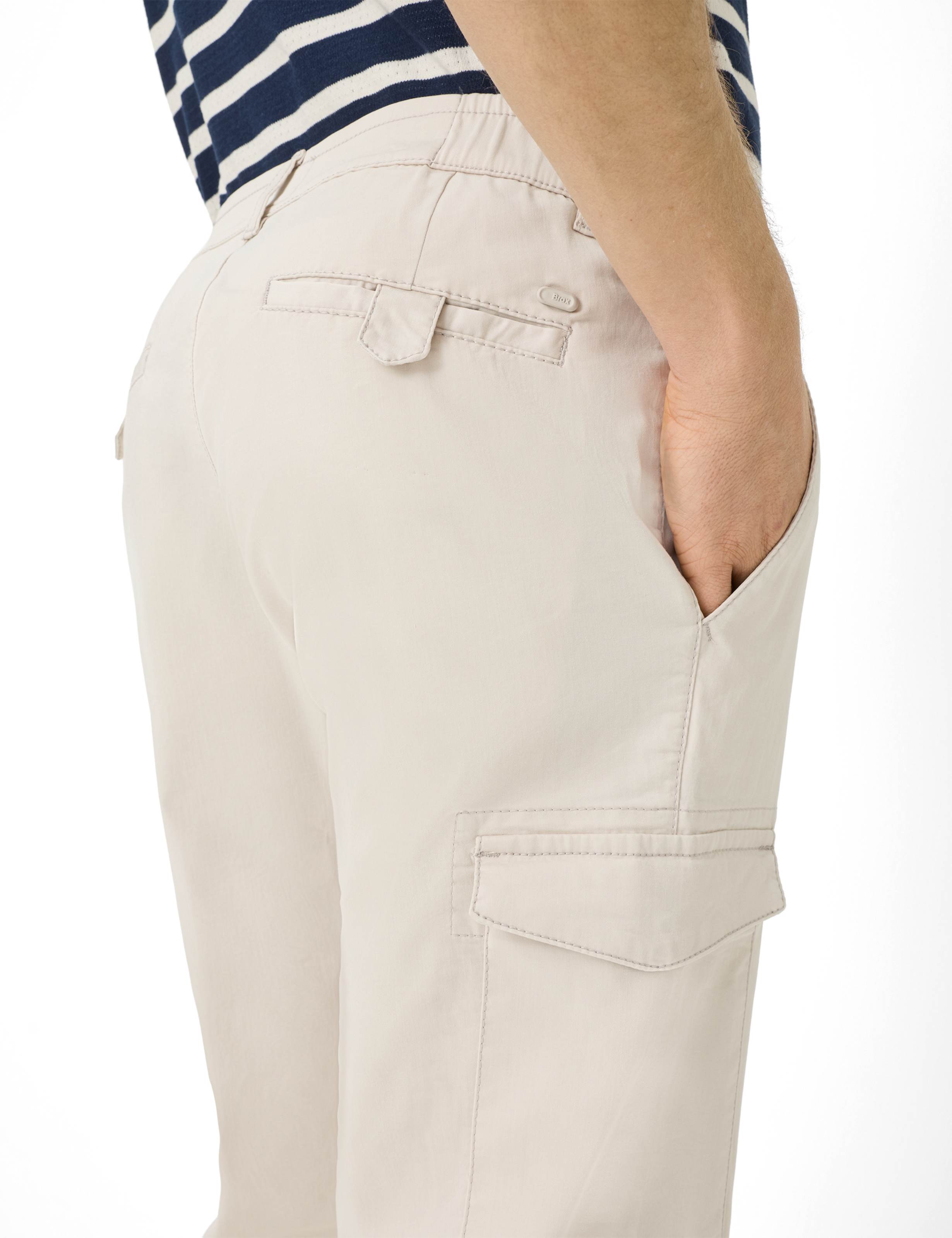 Men Style PHIL Beige Tapered Fit Detail 2