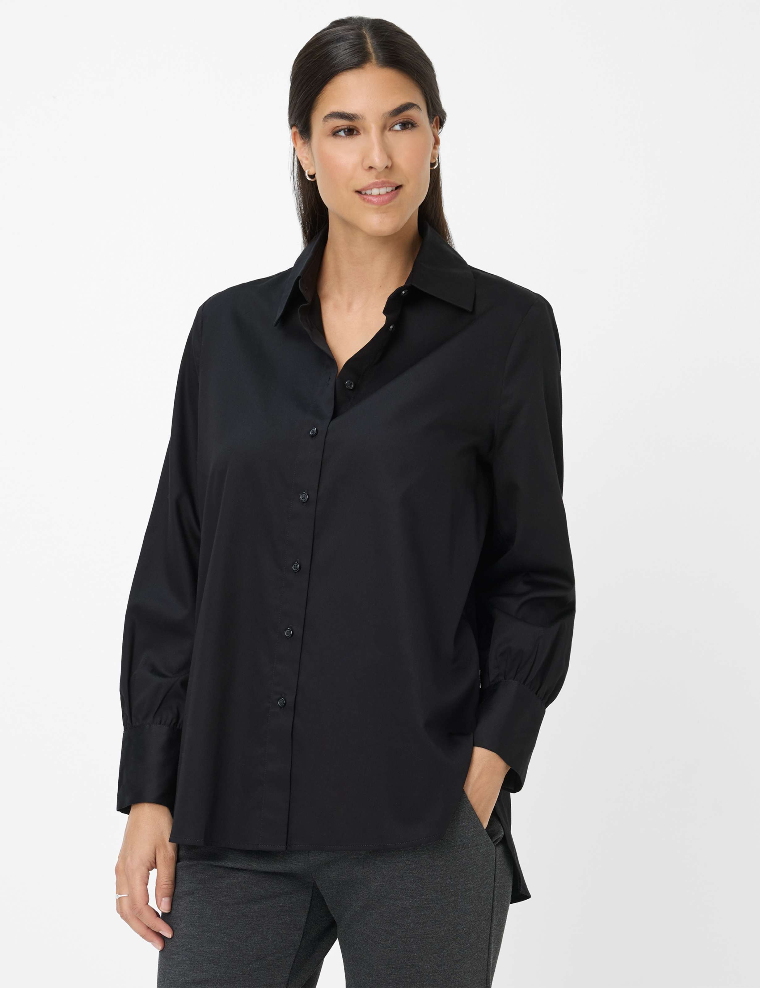 Chemisier Femme Oktoberfest – Manches Courtes, Col En V, Blanc, 100% Coton, Style Traditionnel Bavarois élégant