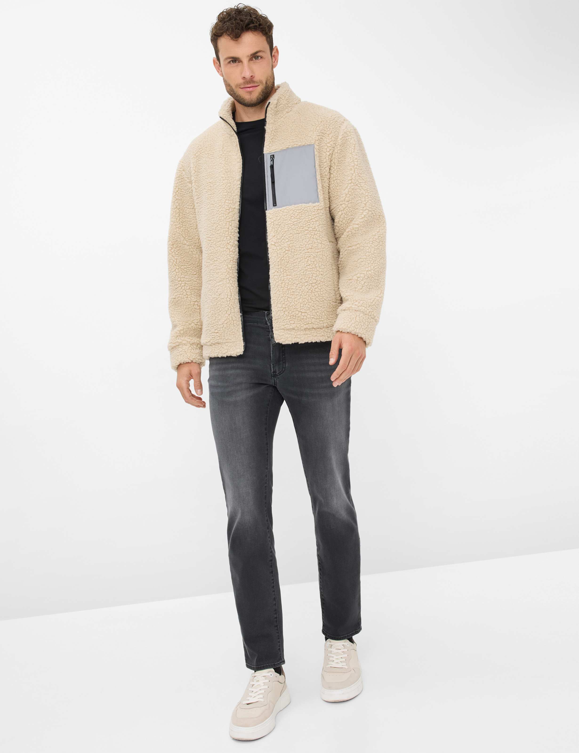 Herren Style CHUCK Denim Schwarz Modern Fit Model Outfit