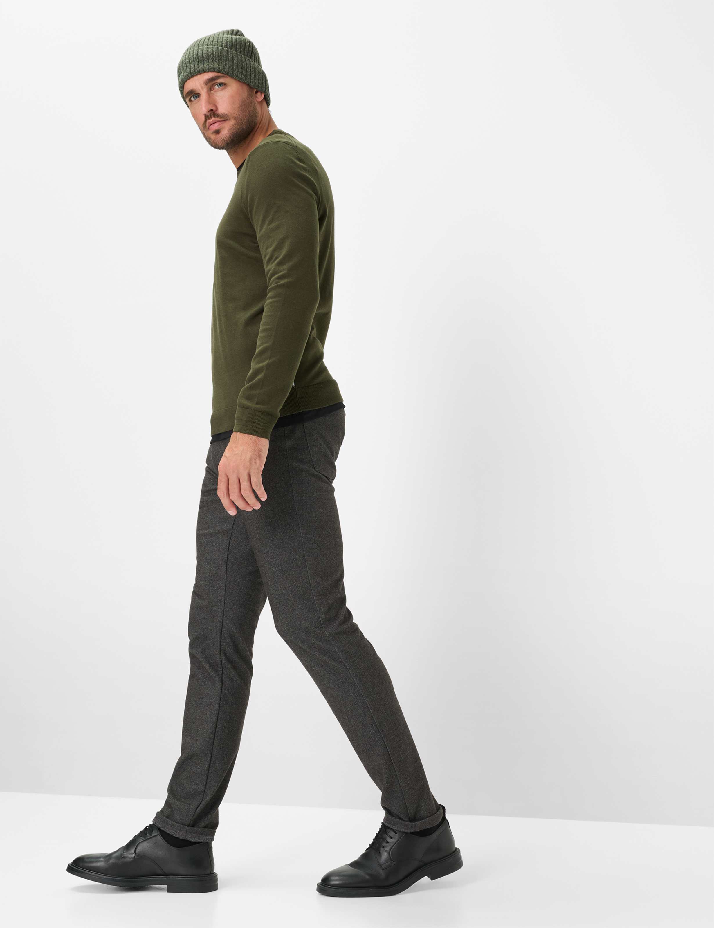 Heren Style RICK Groen - Olijf  Model outfit